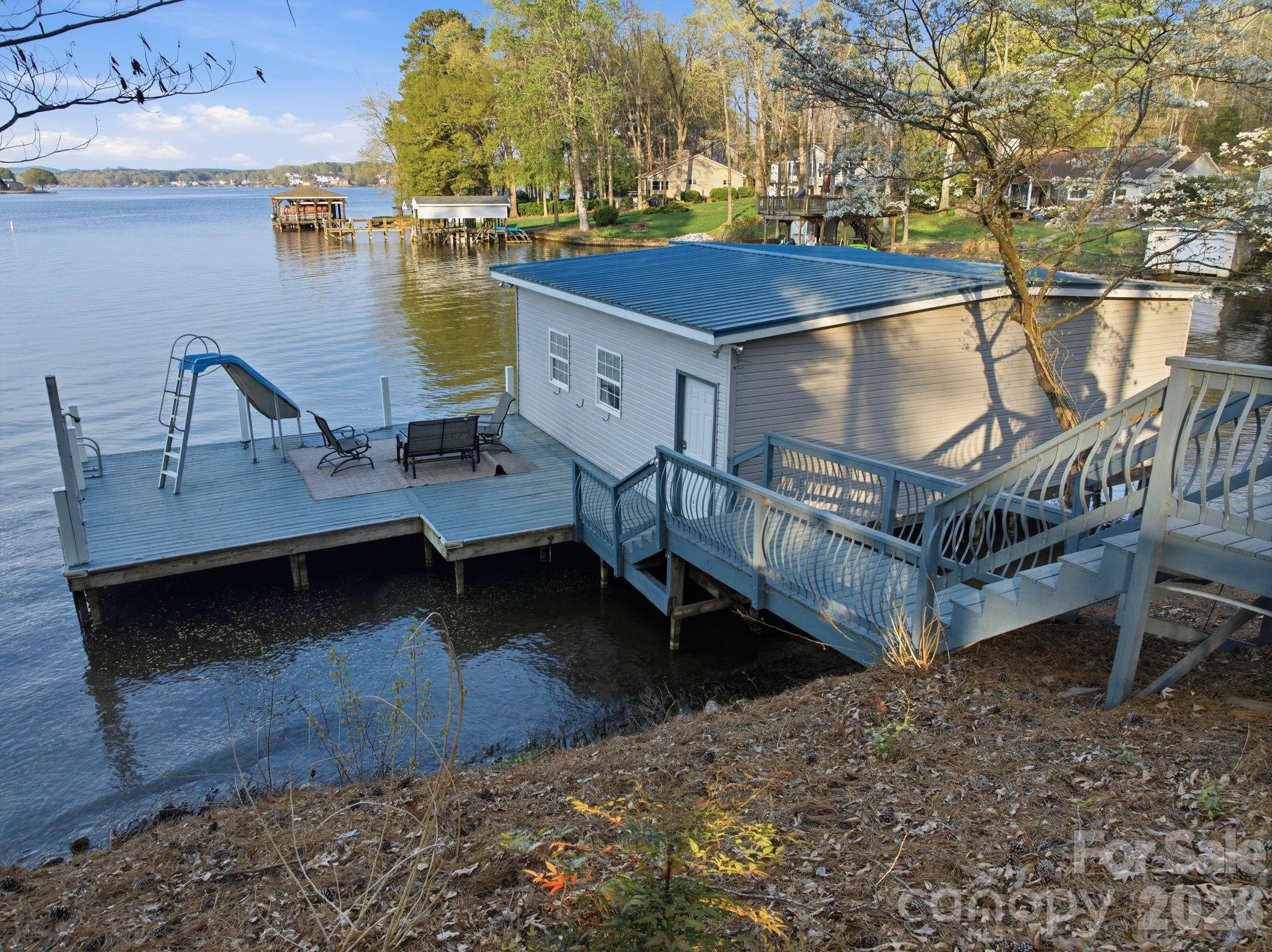 main property photo 36