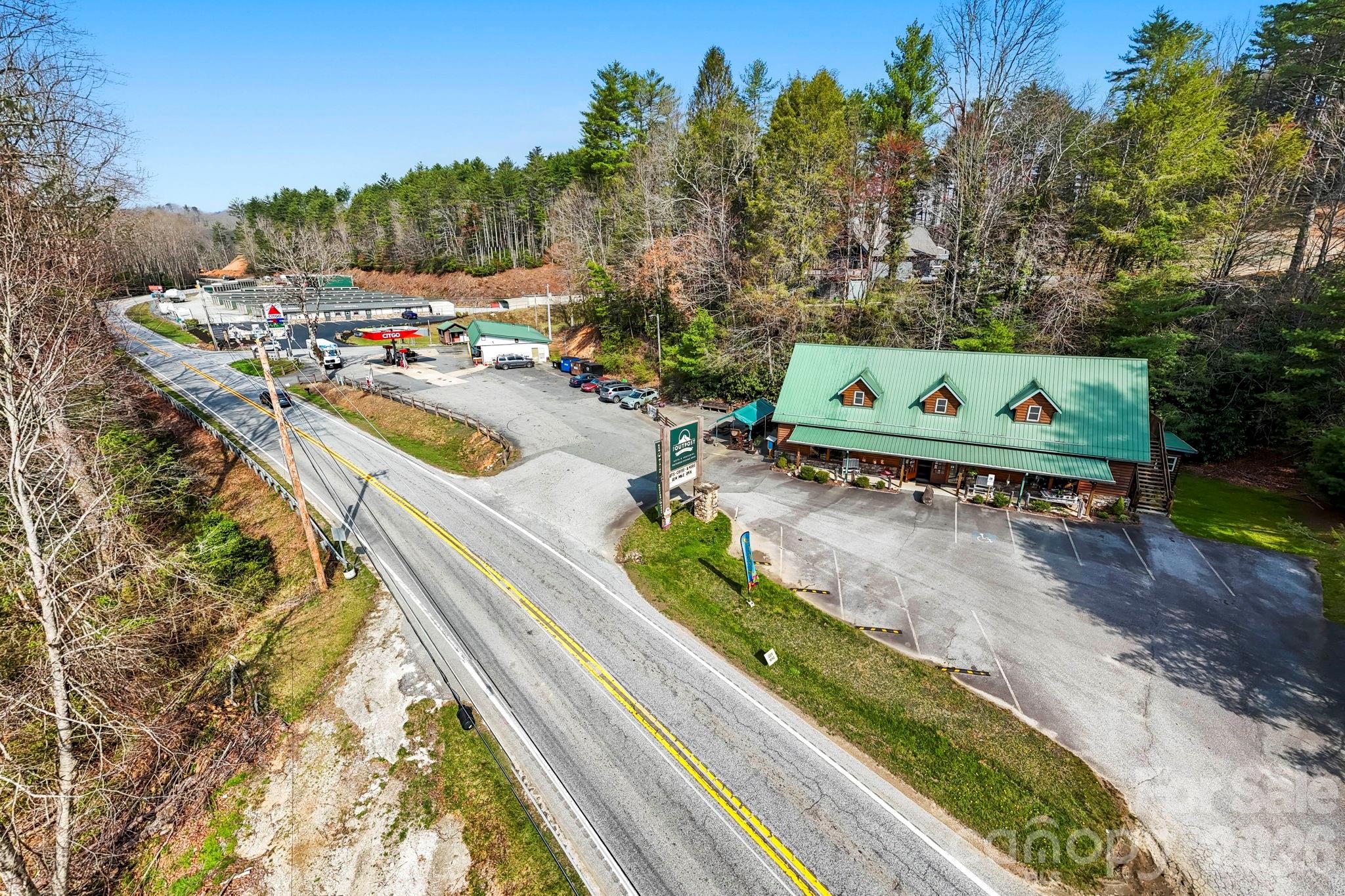 main property photo 23