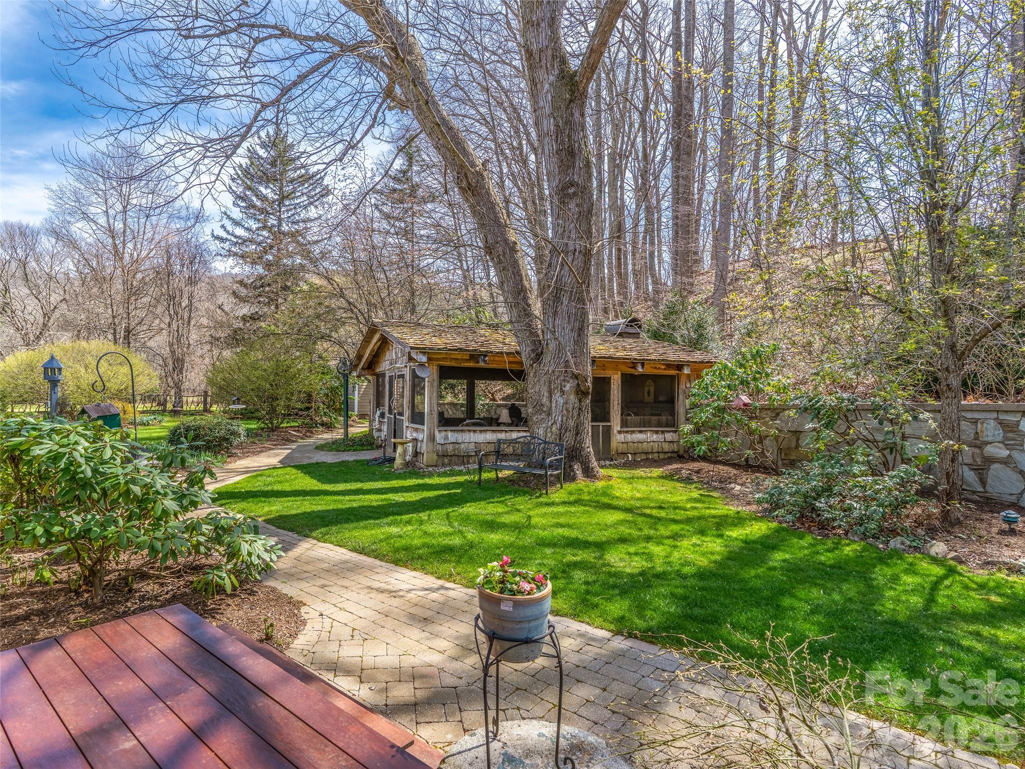 main property photo 38