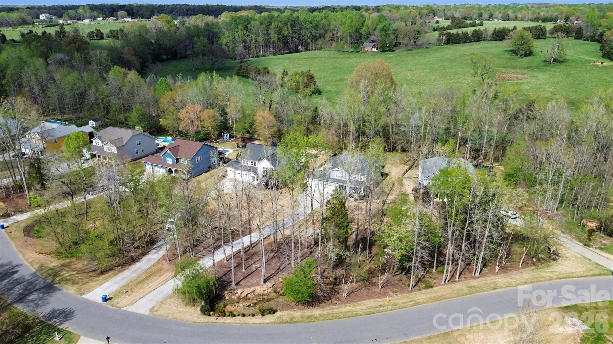 main property photo 41