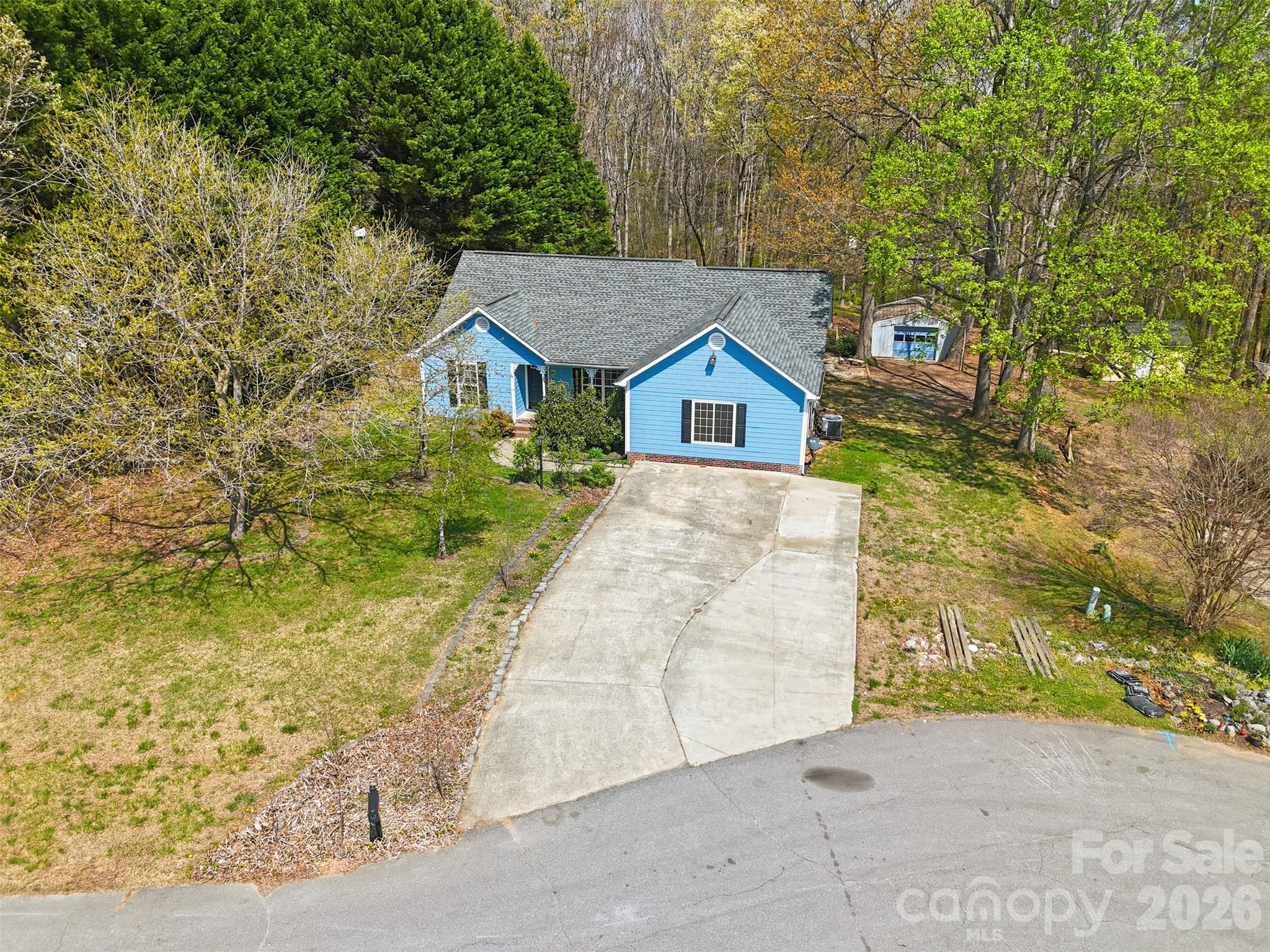 main property photo 29