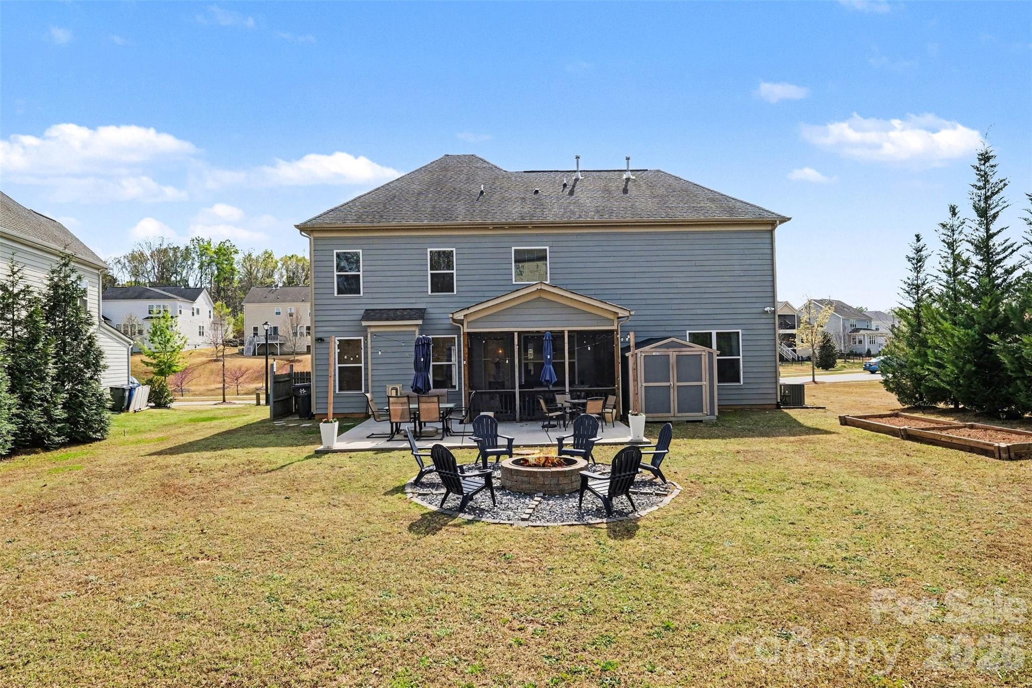 main property photo 28