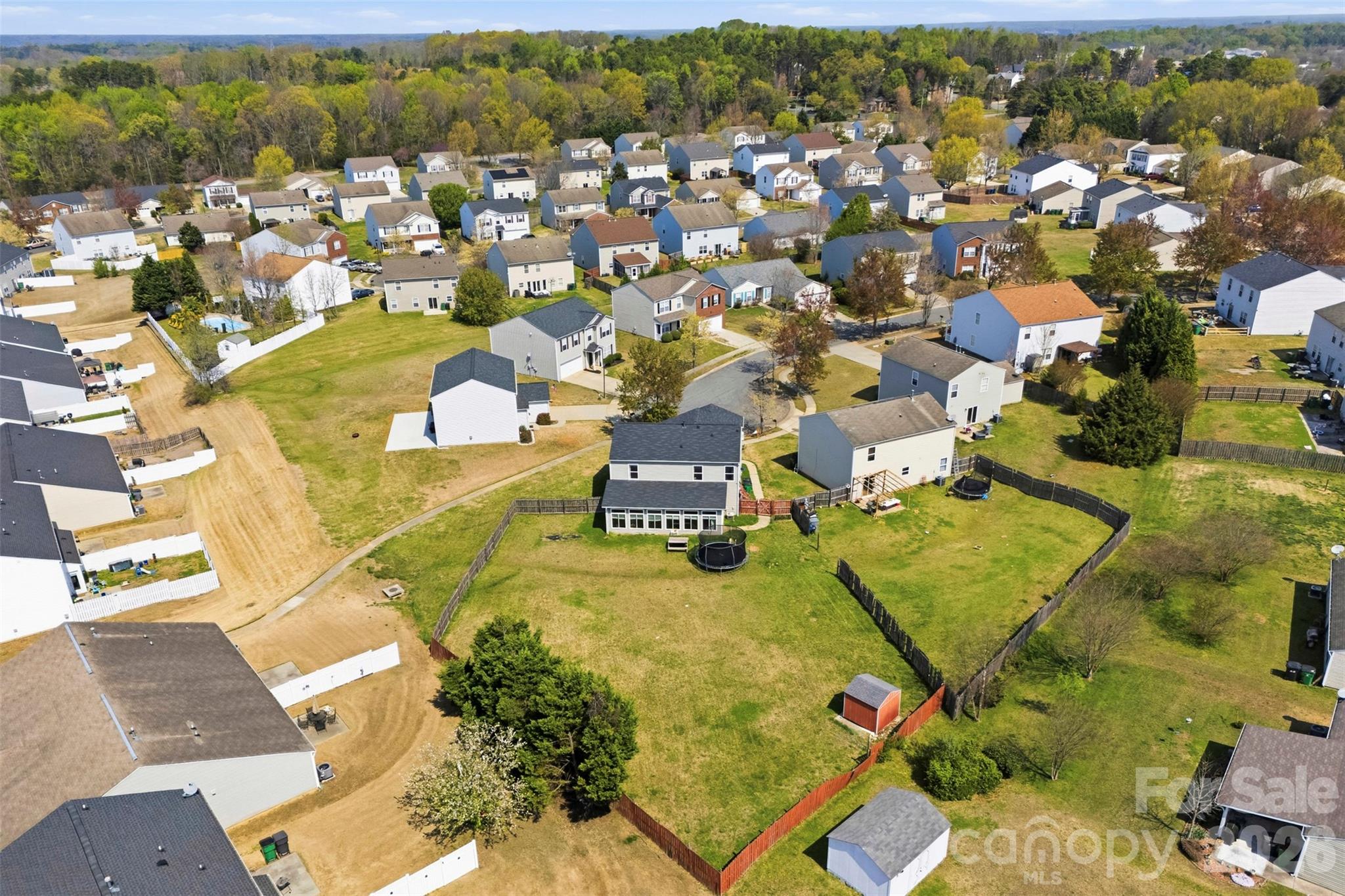 main property photo 40