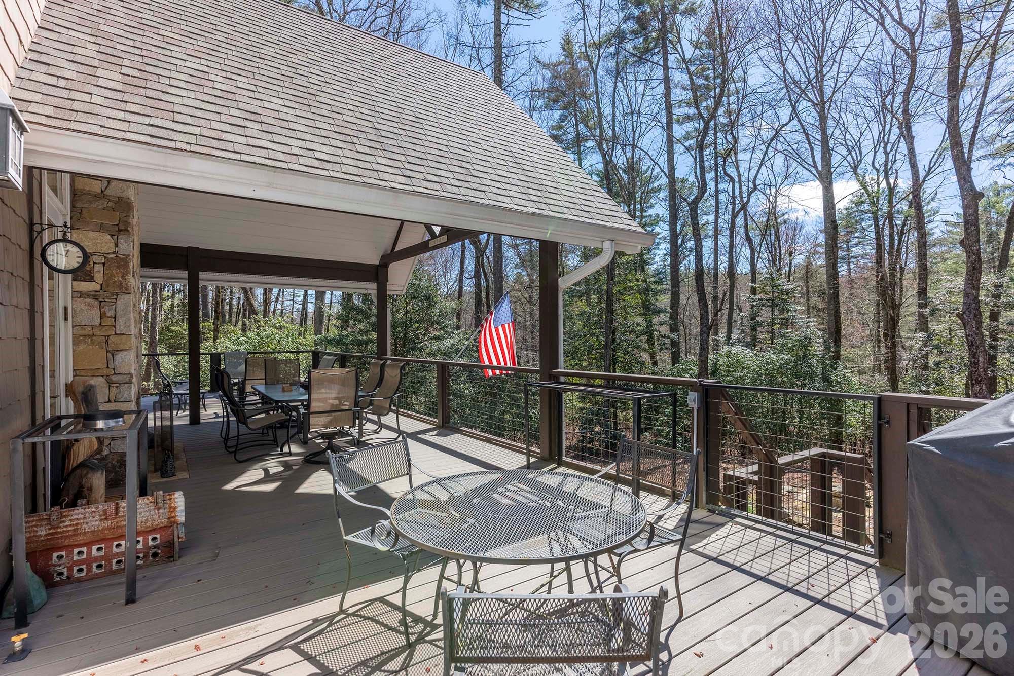 main property photo 16