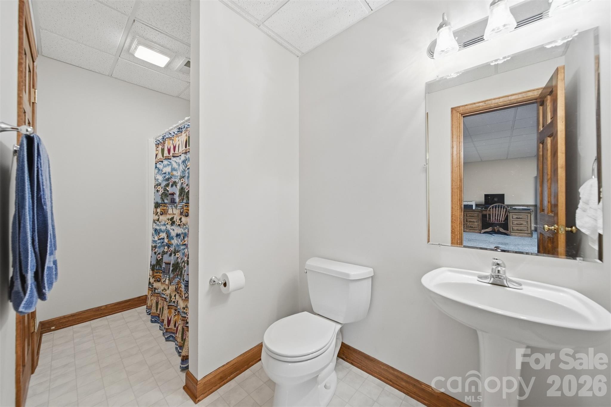 main property photo 16