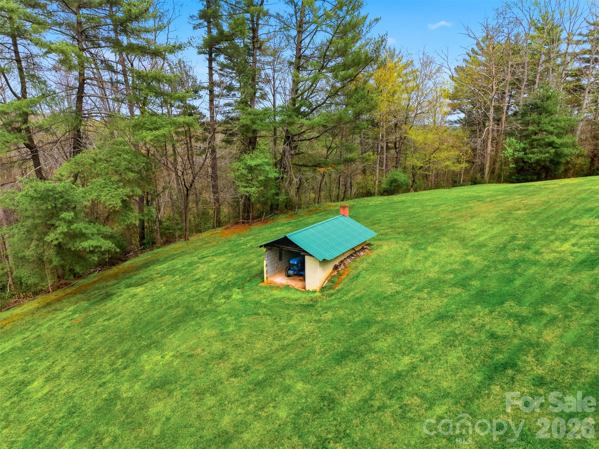 main property photo 26