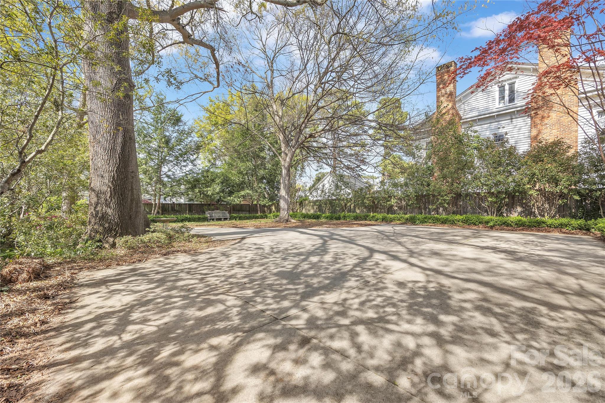 main property photo 44