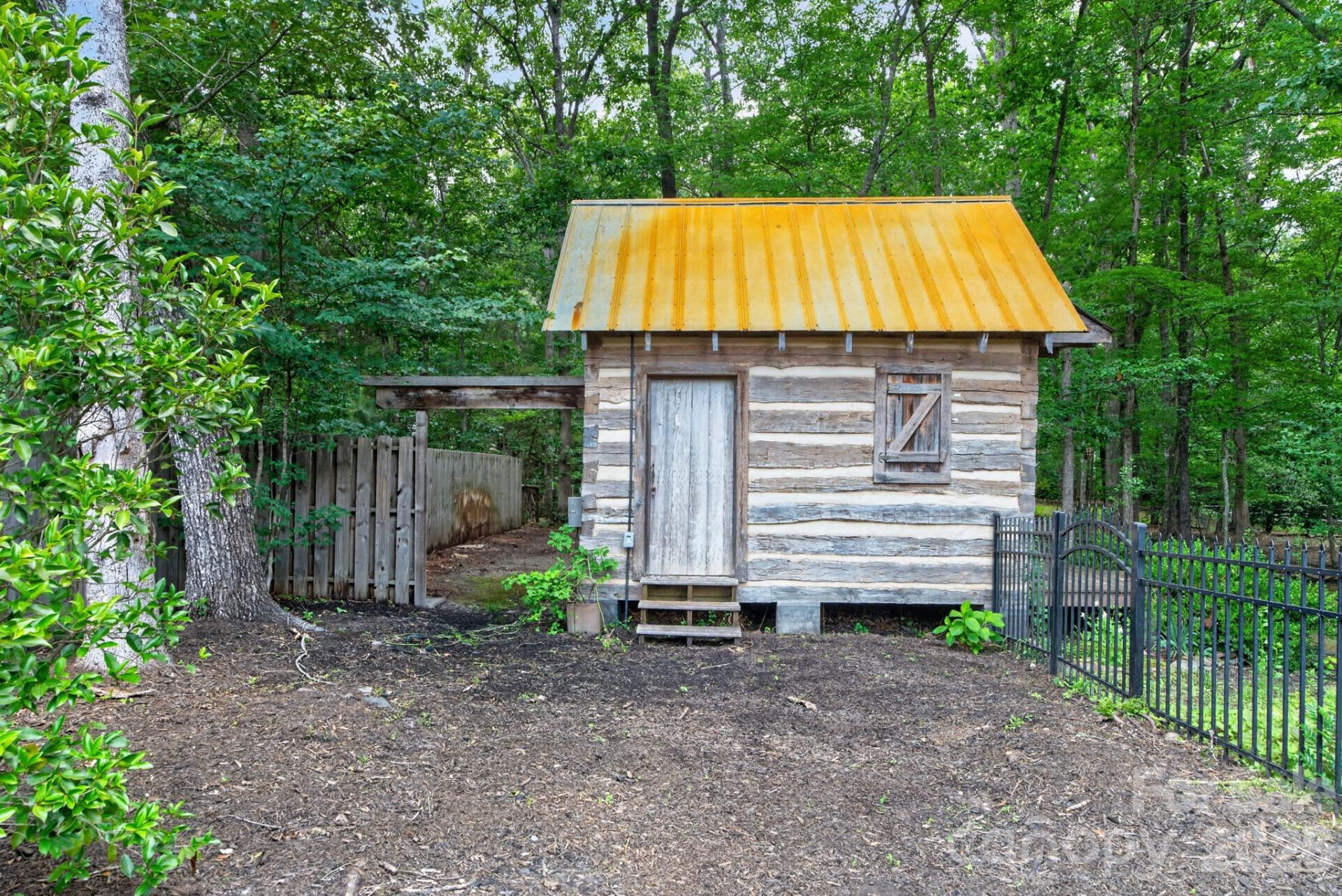 main property photo 44