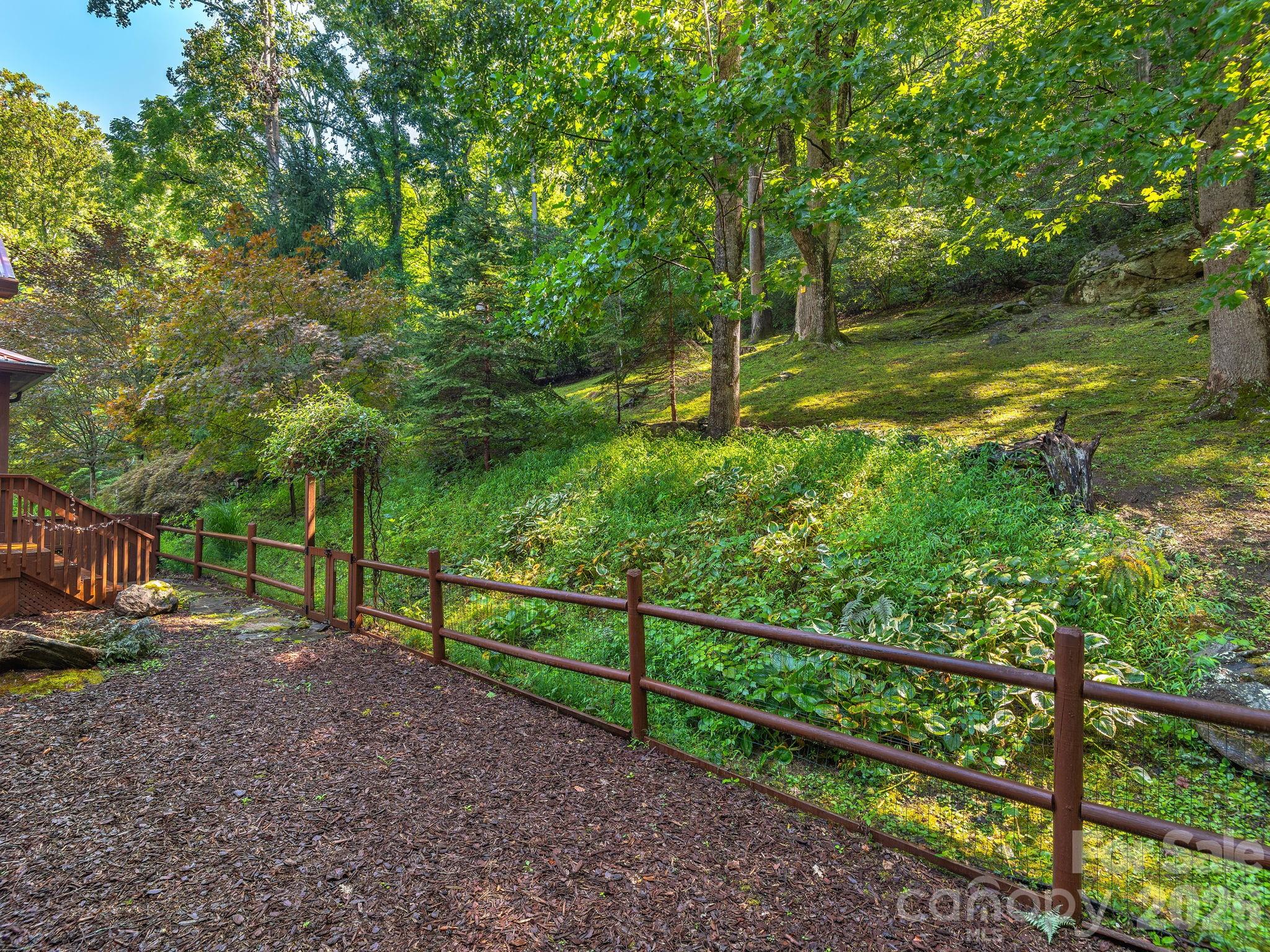 main property photo 38