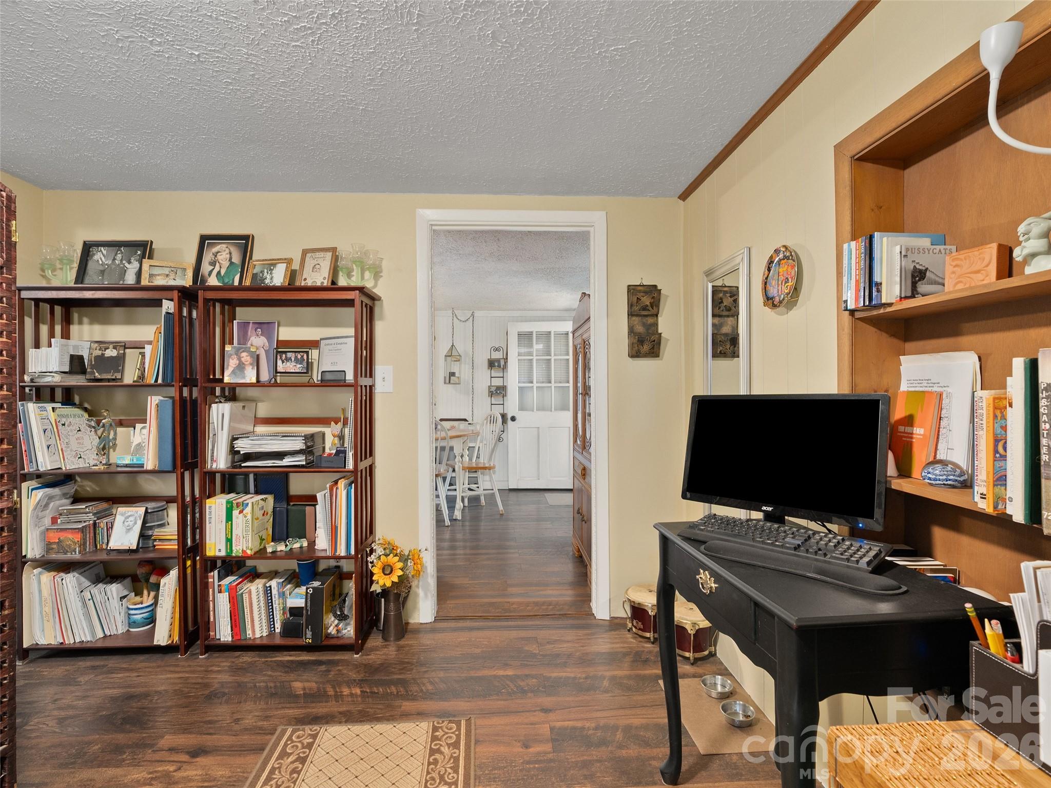 main property photo 16