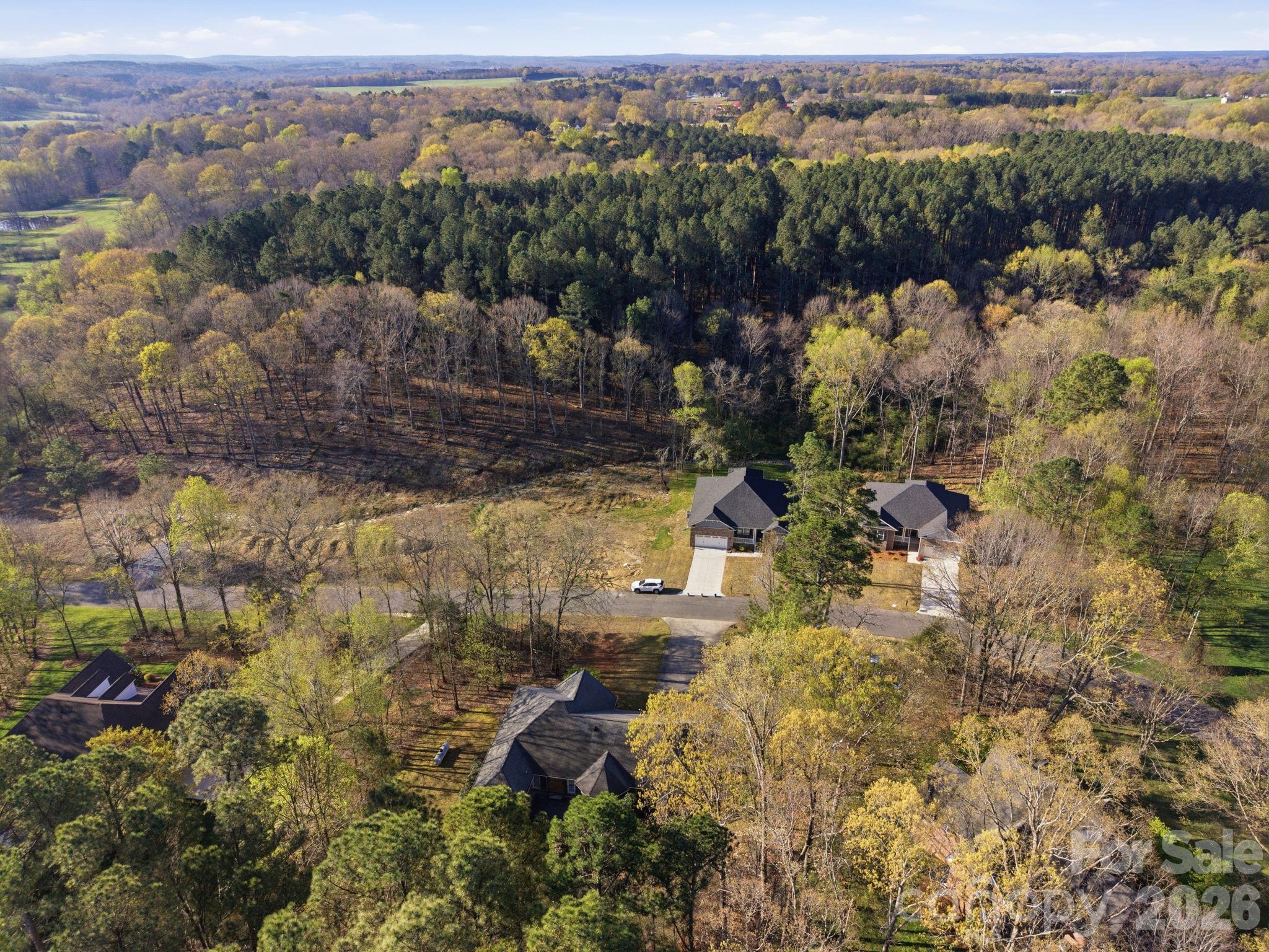 main property photo 41