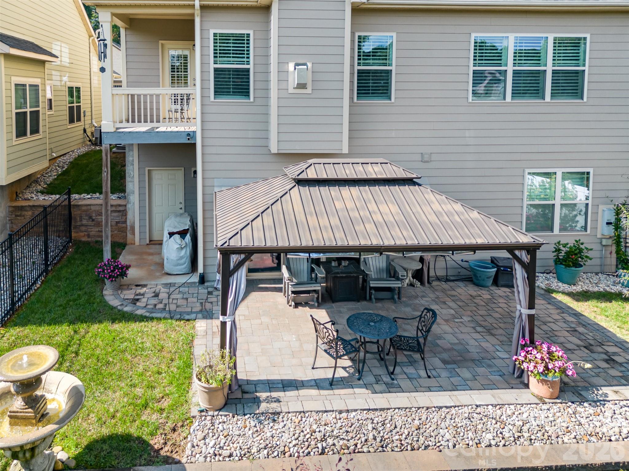 main property photo 47