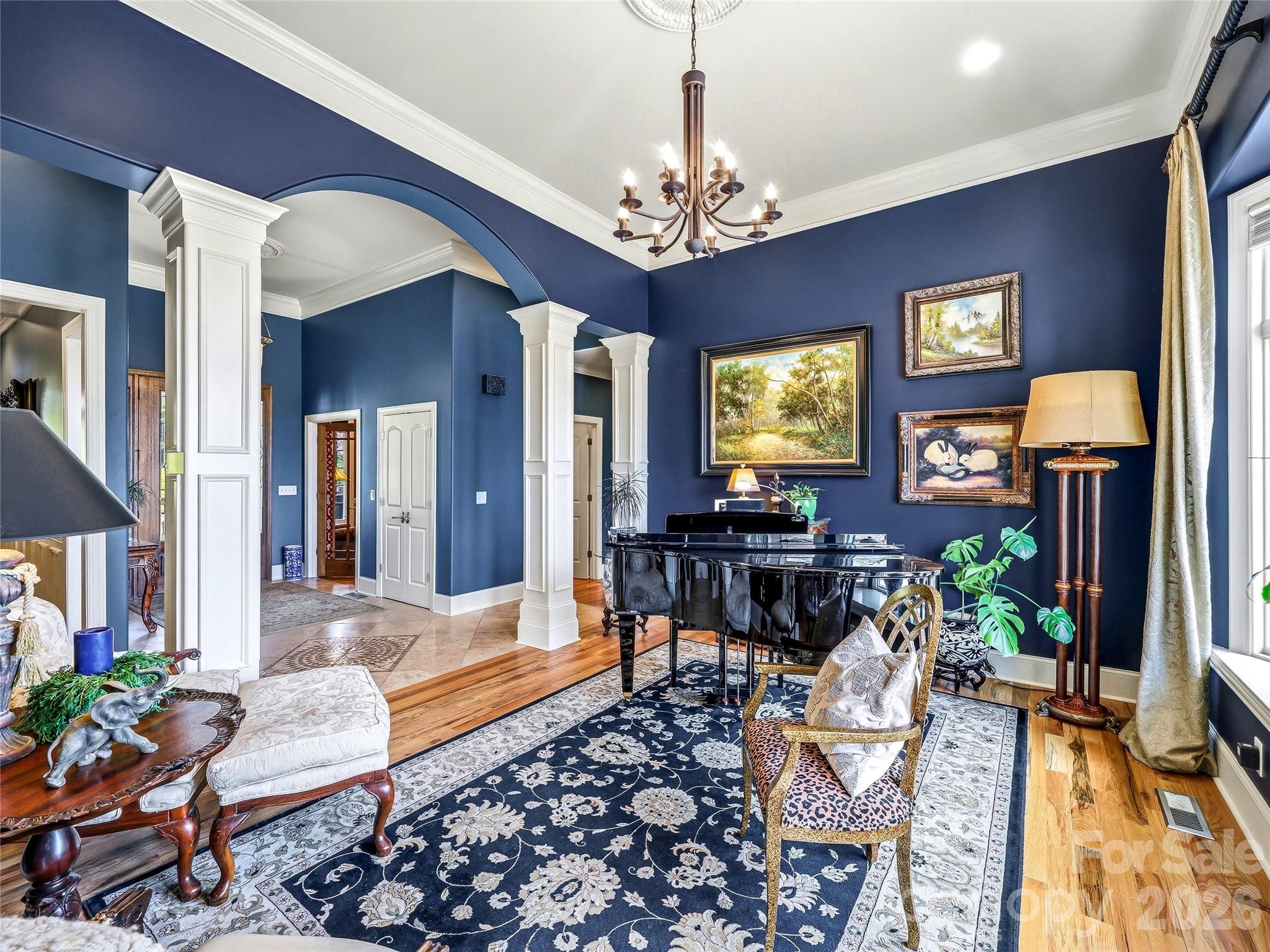 main property photo 10
