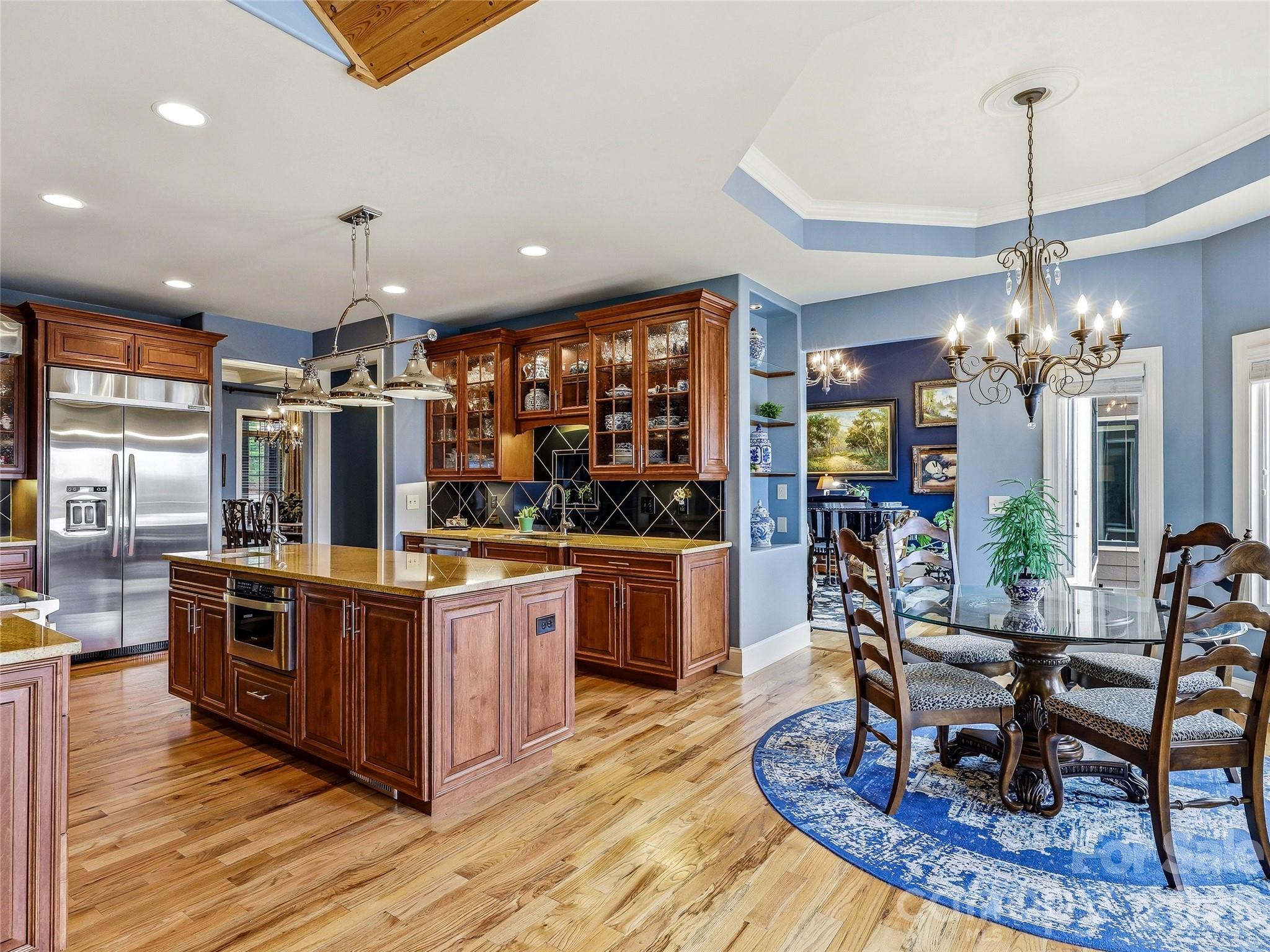 main property photo 18
