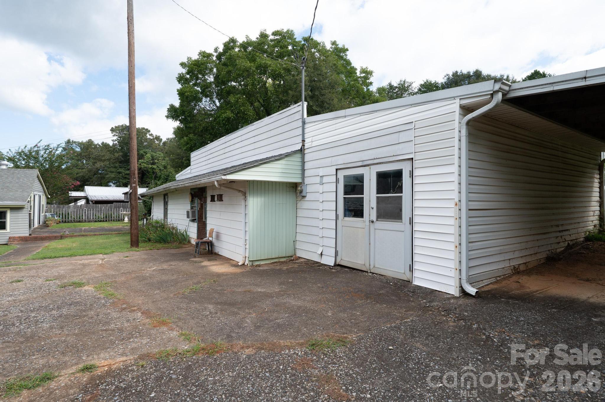 main property photo 46