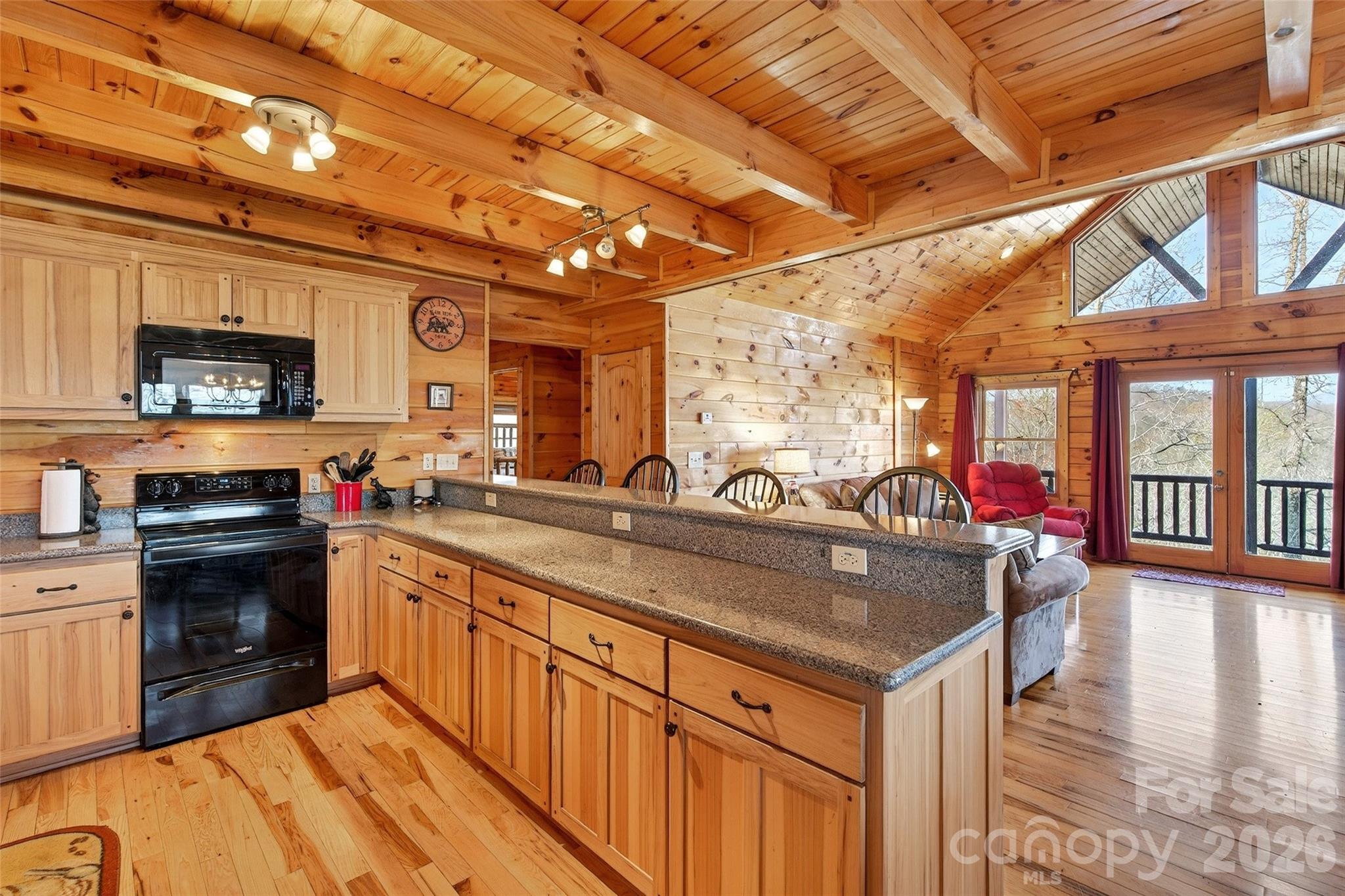 main property photo 17