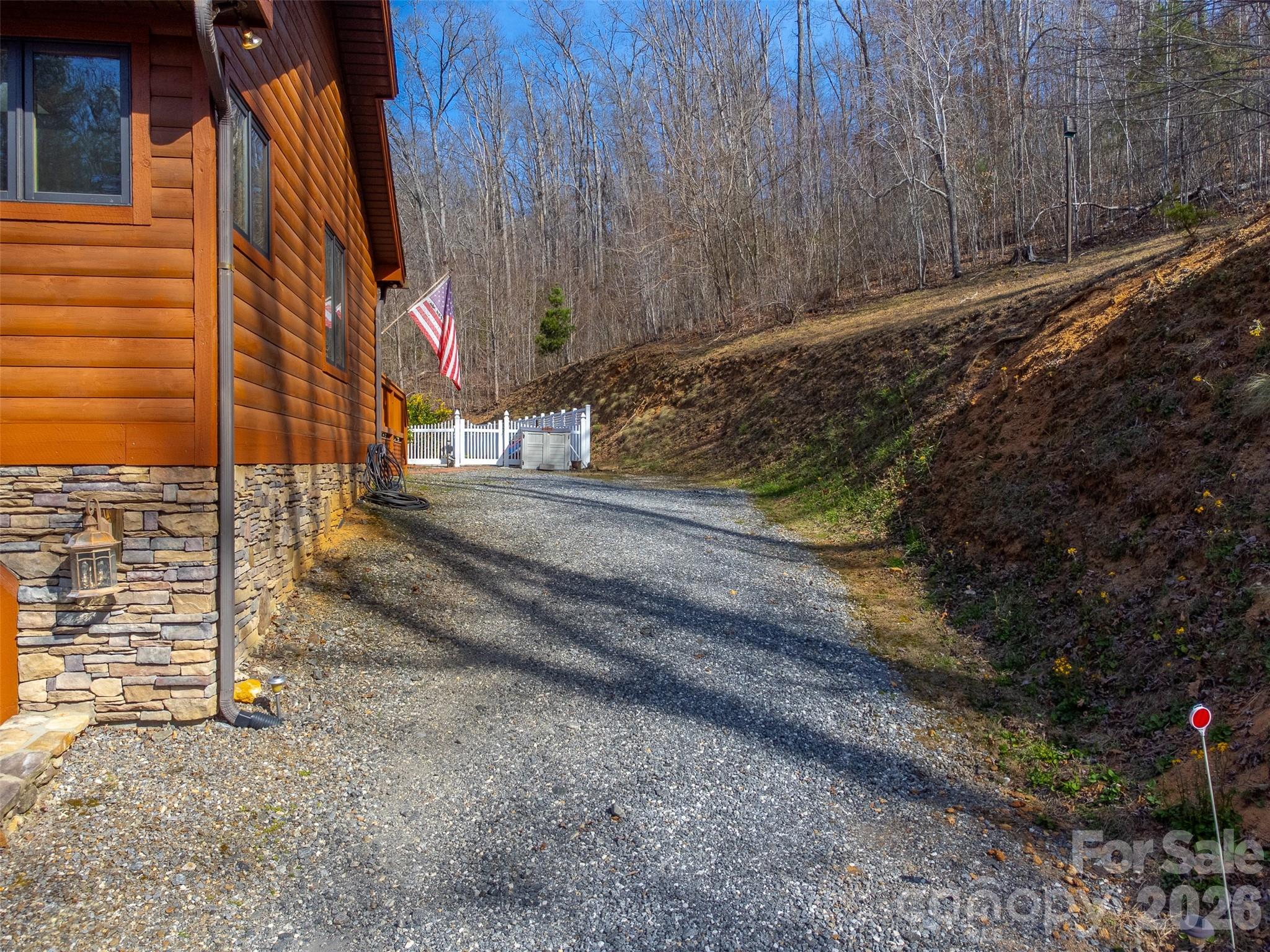 main property photo 47