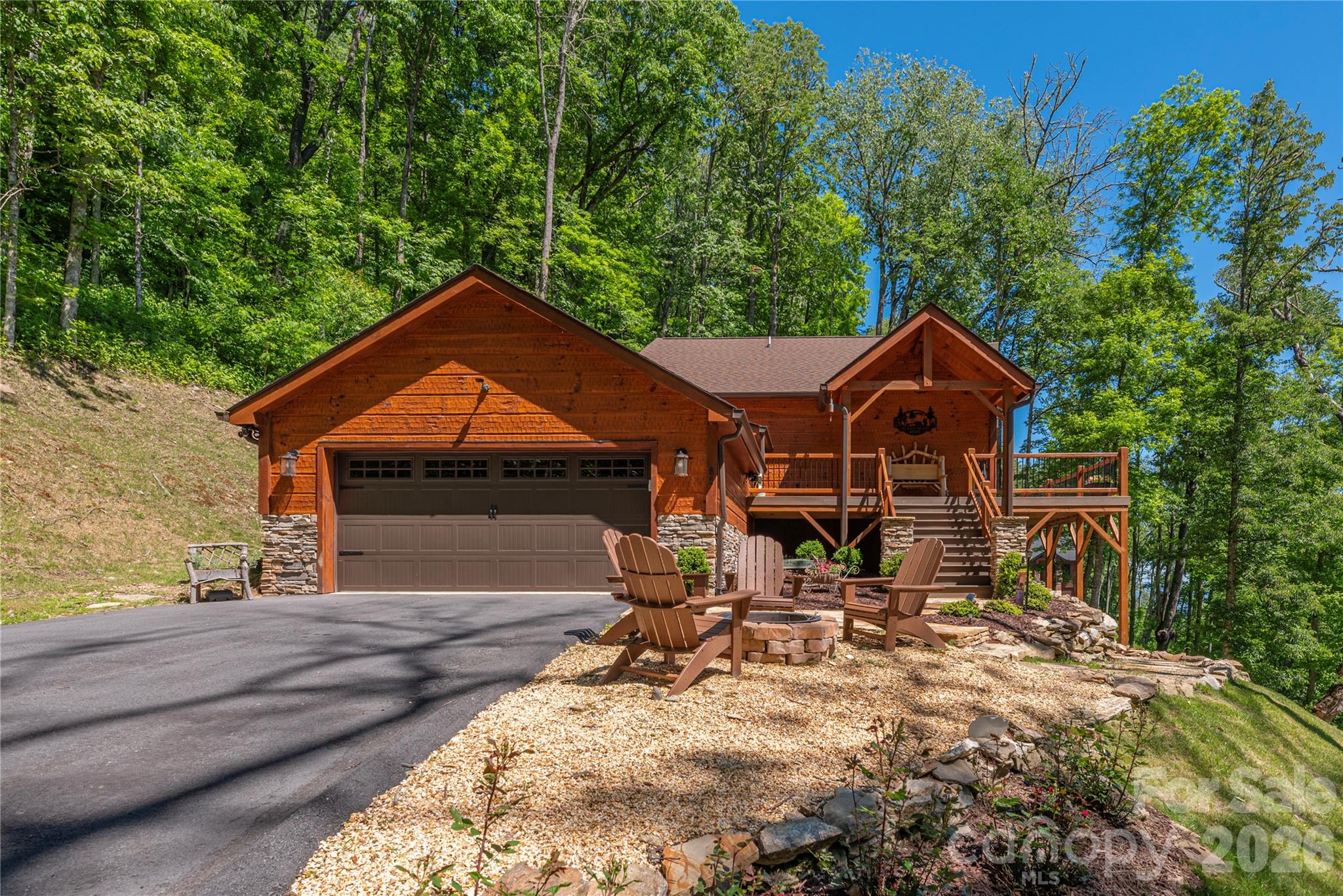main property photo 45