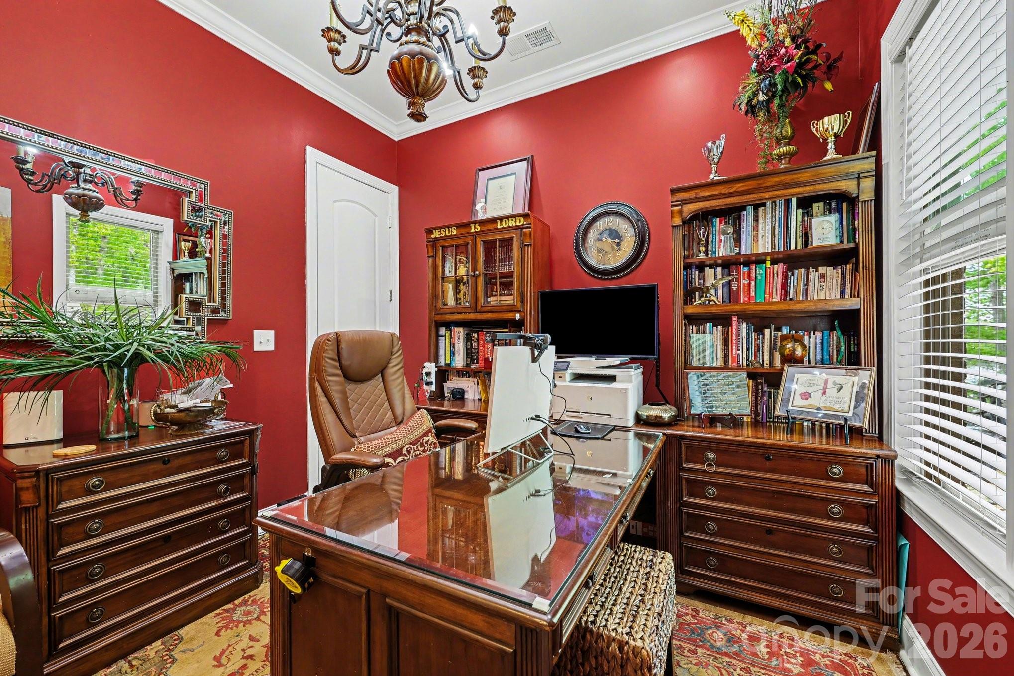 main property photo 19