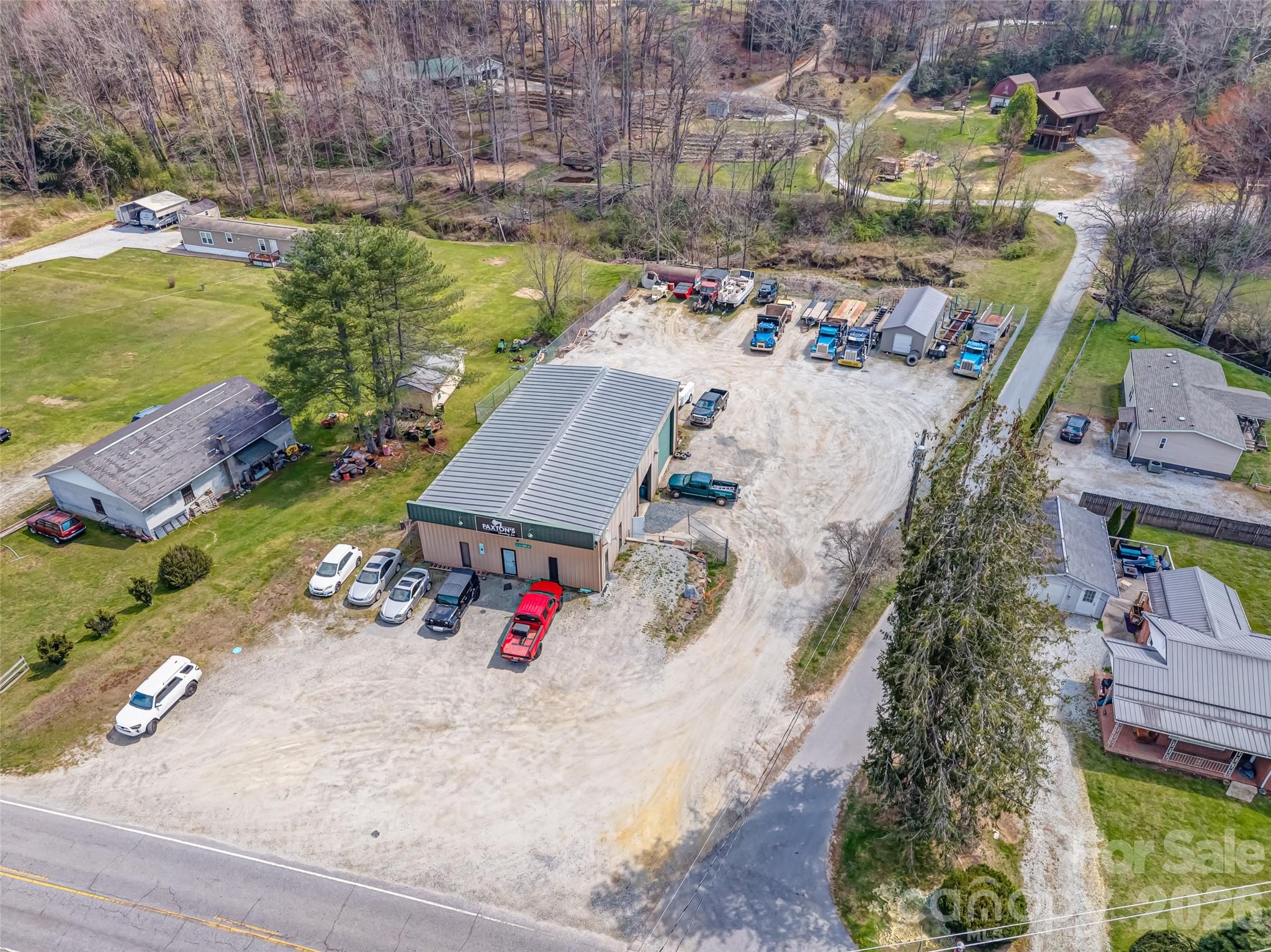 main property photo 13