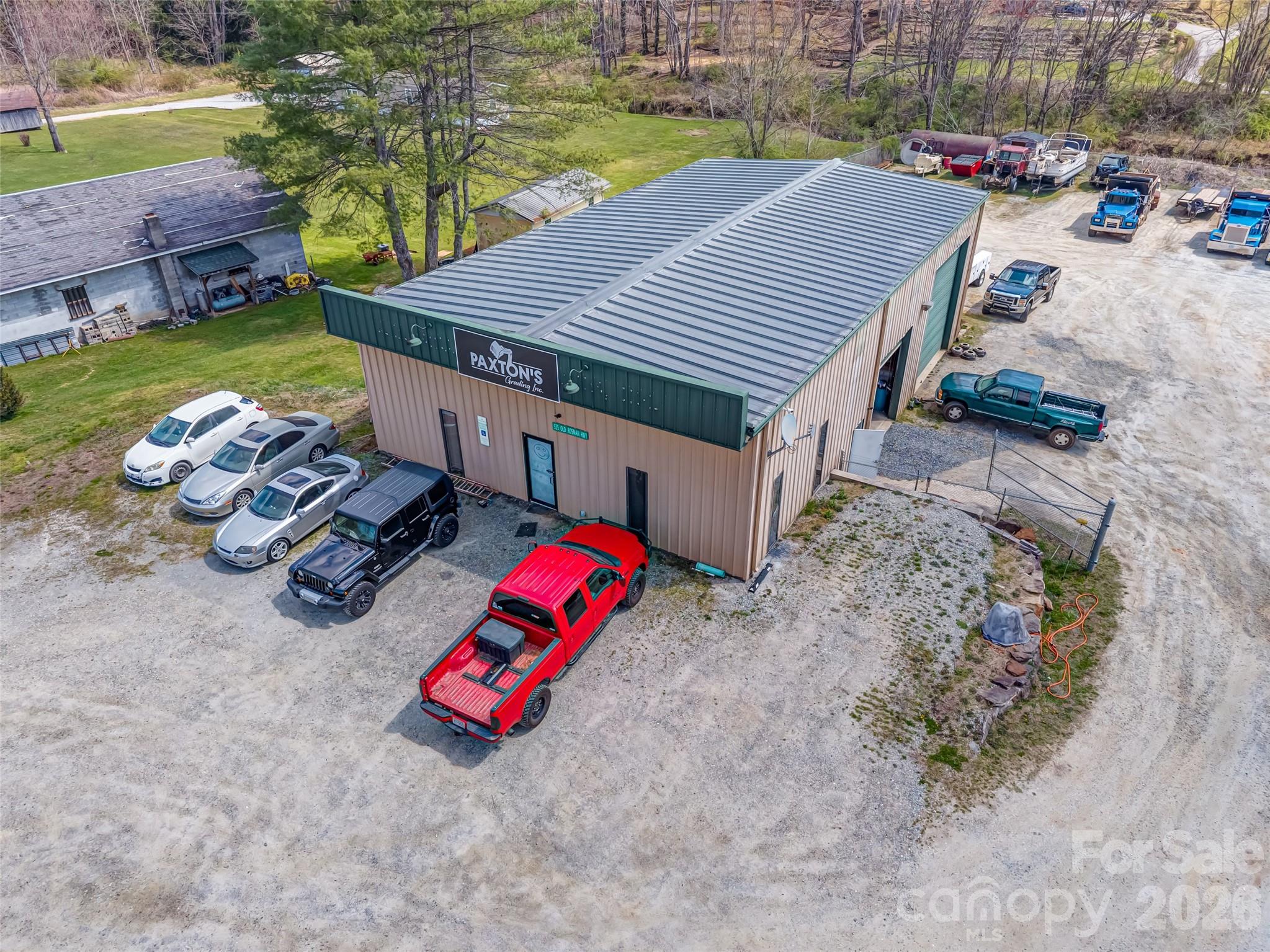main property photo 20