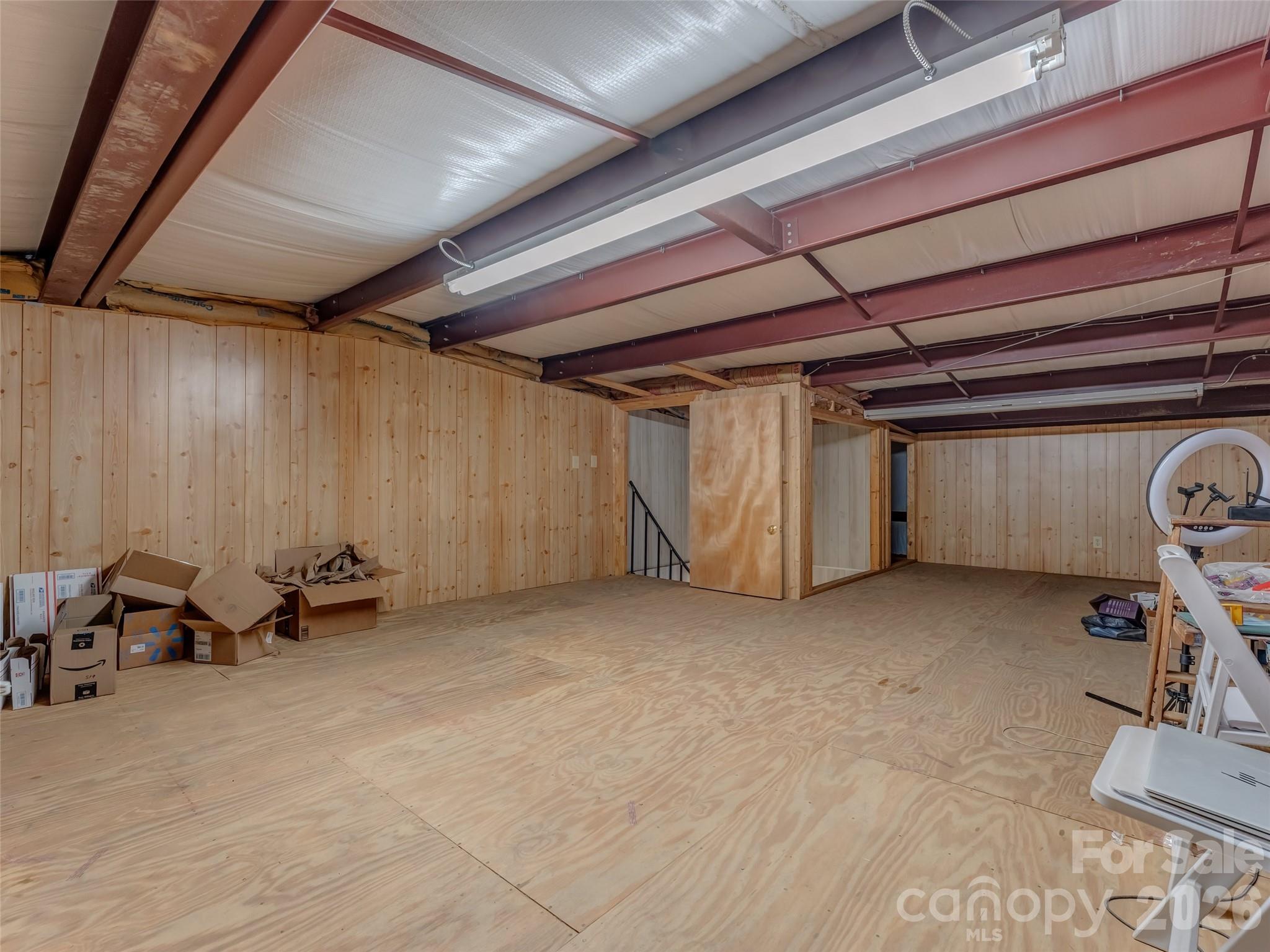 main property photo 29