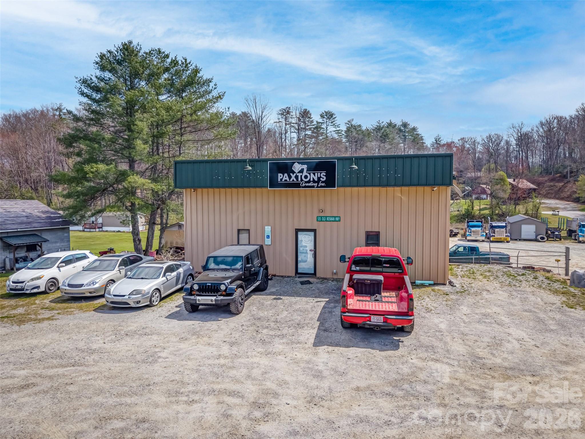 main property photo 3