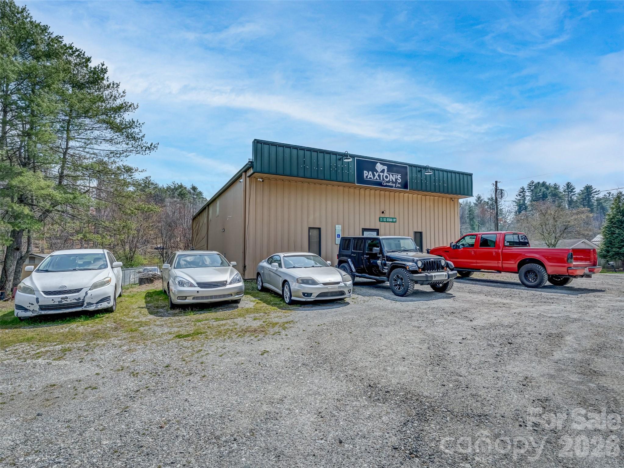 main property photo 6