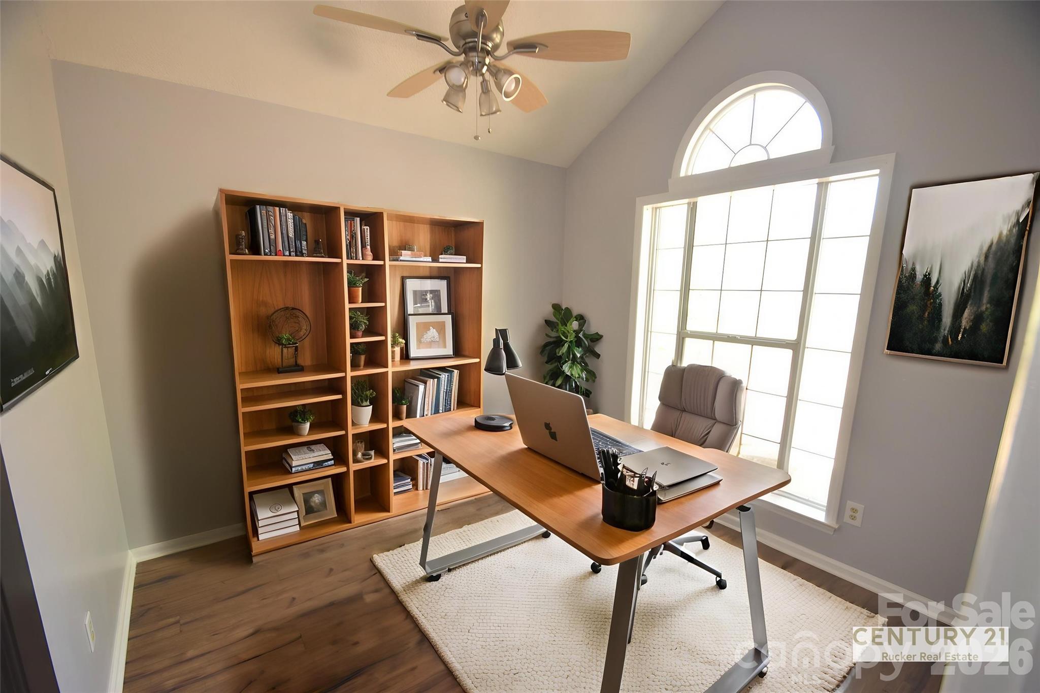 main property photo 15