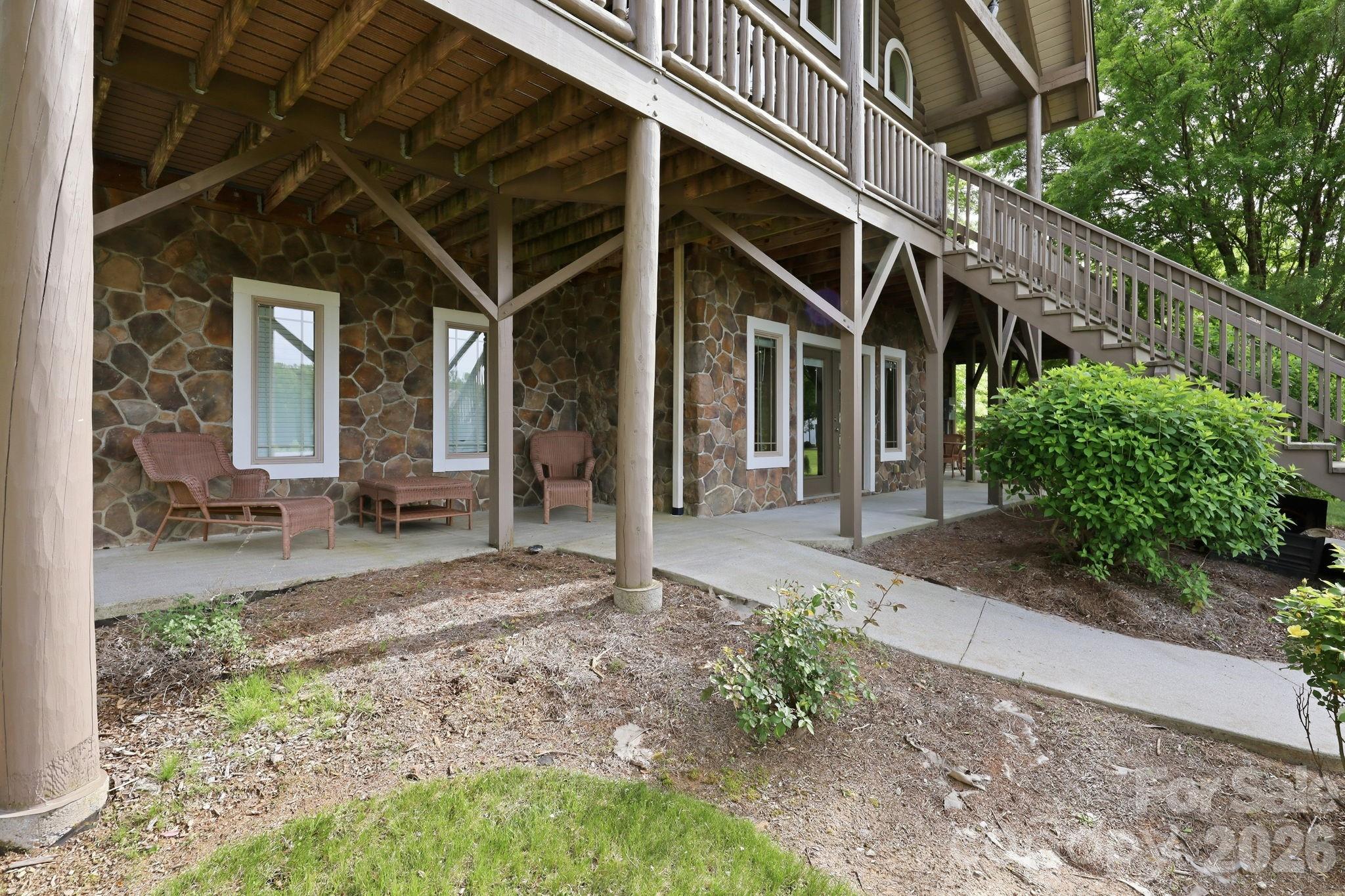 main property photo 35