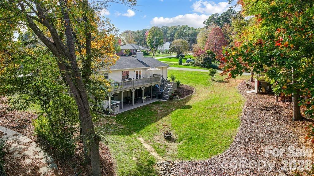 main property photo 33