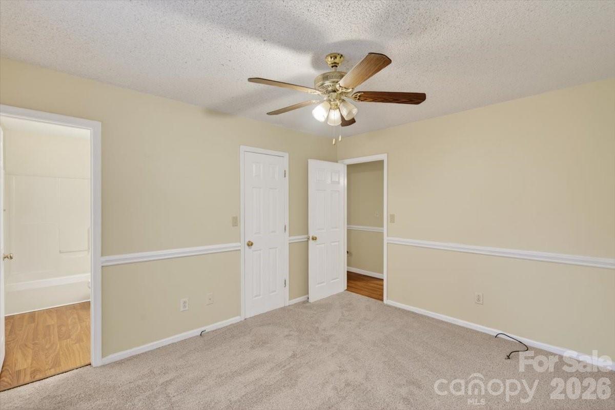 property viewer photo 13