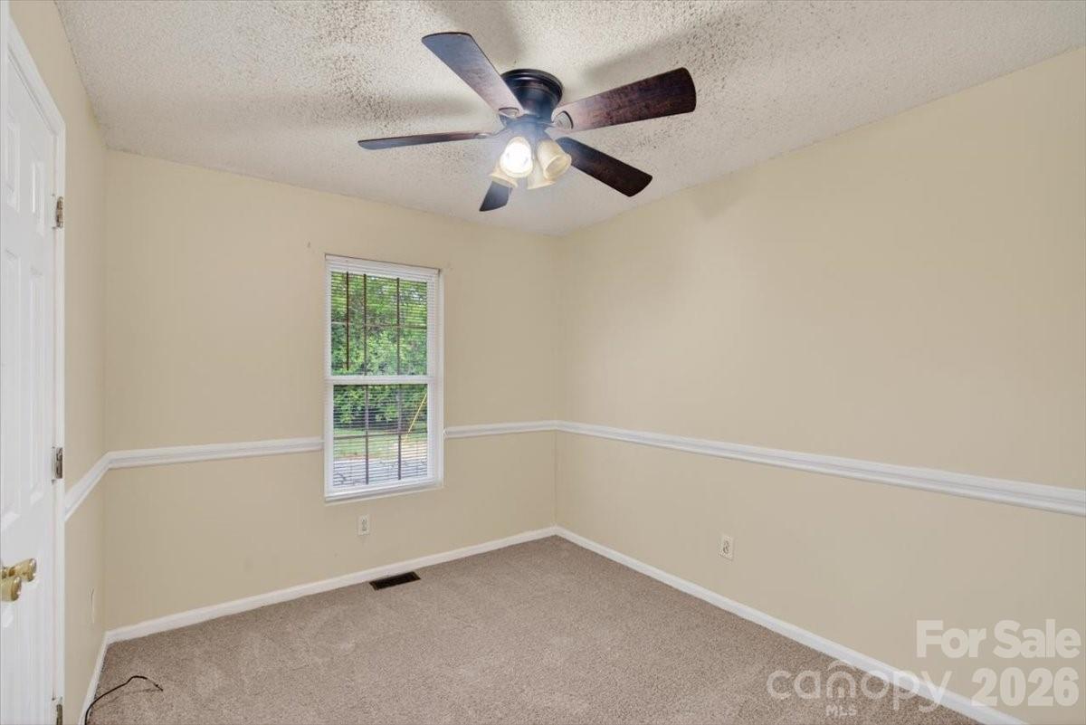 property viewer photo 17