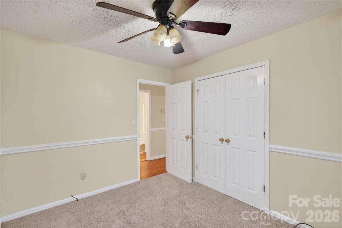 property viewer photo 18