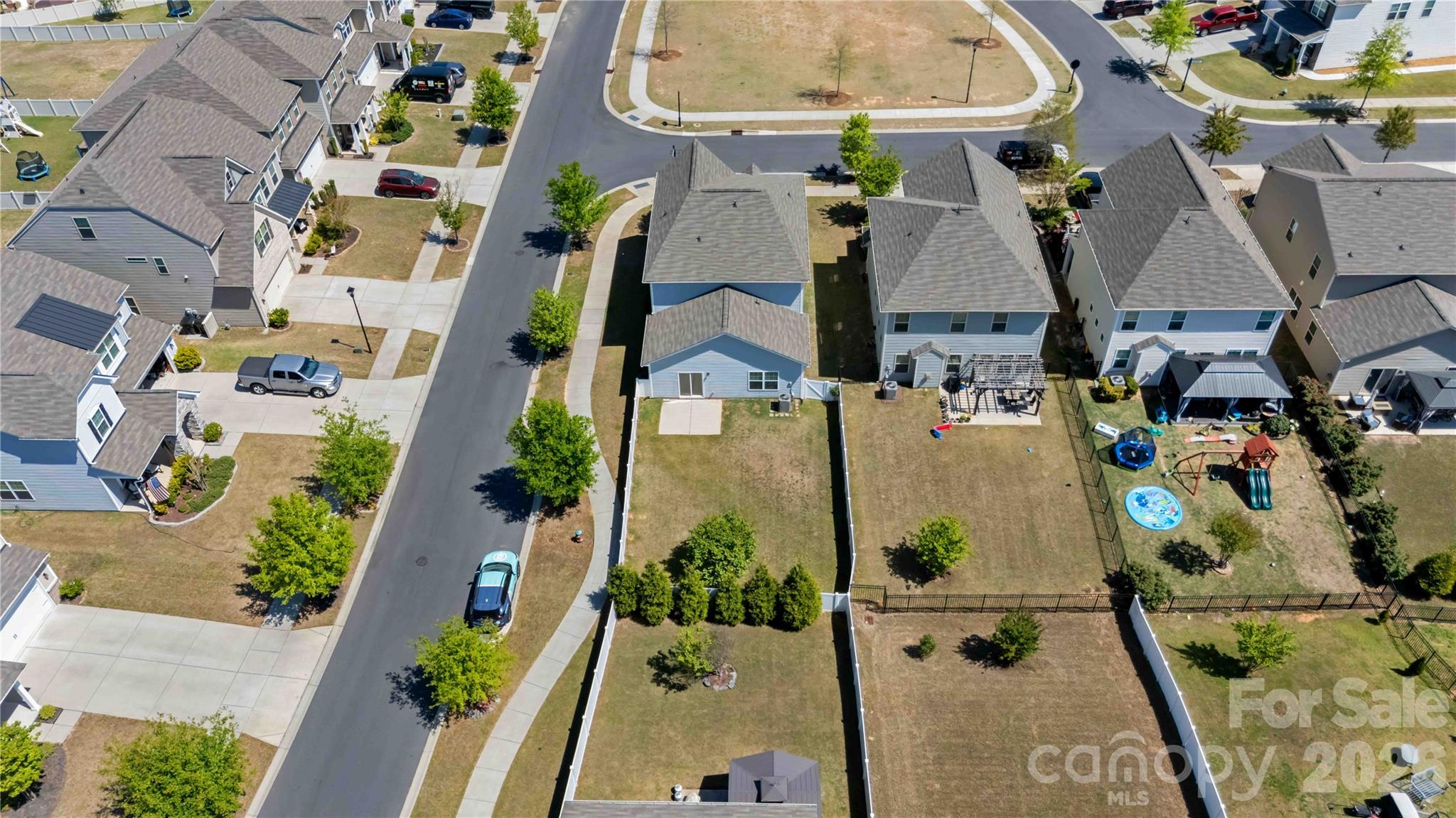 main property photo 43