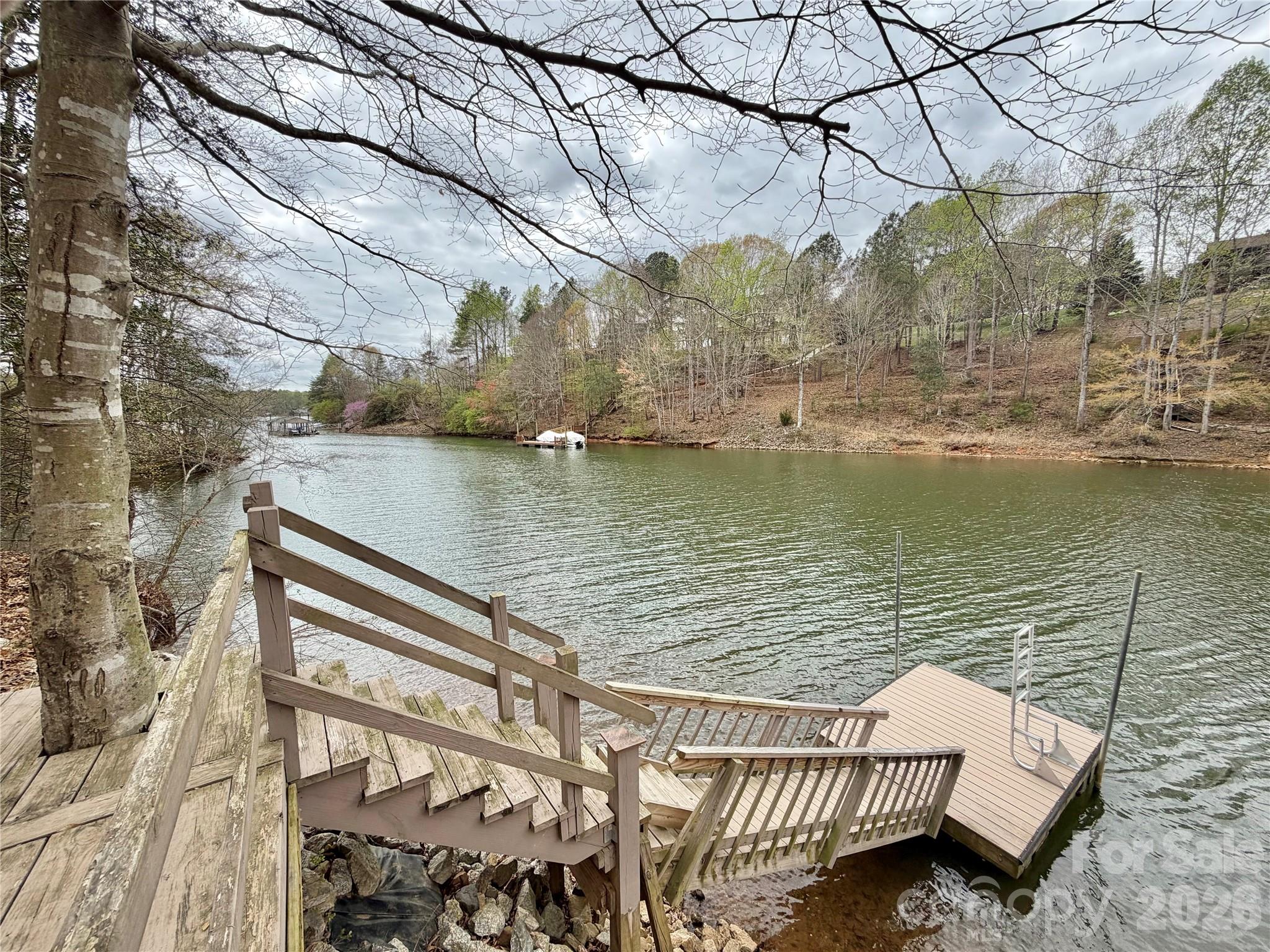 main property photo 40