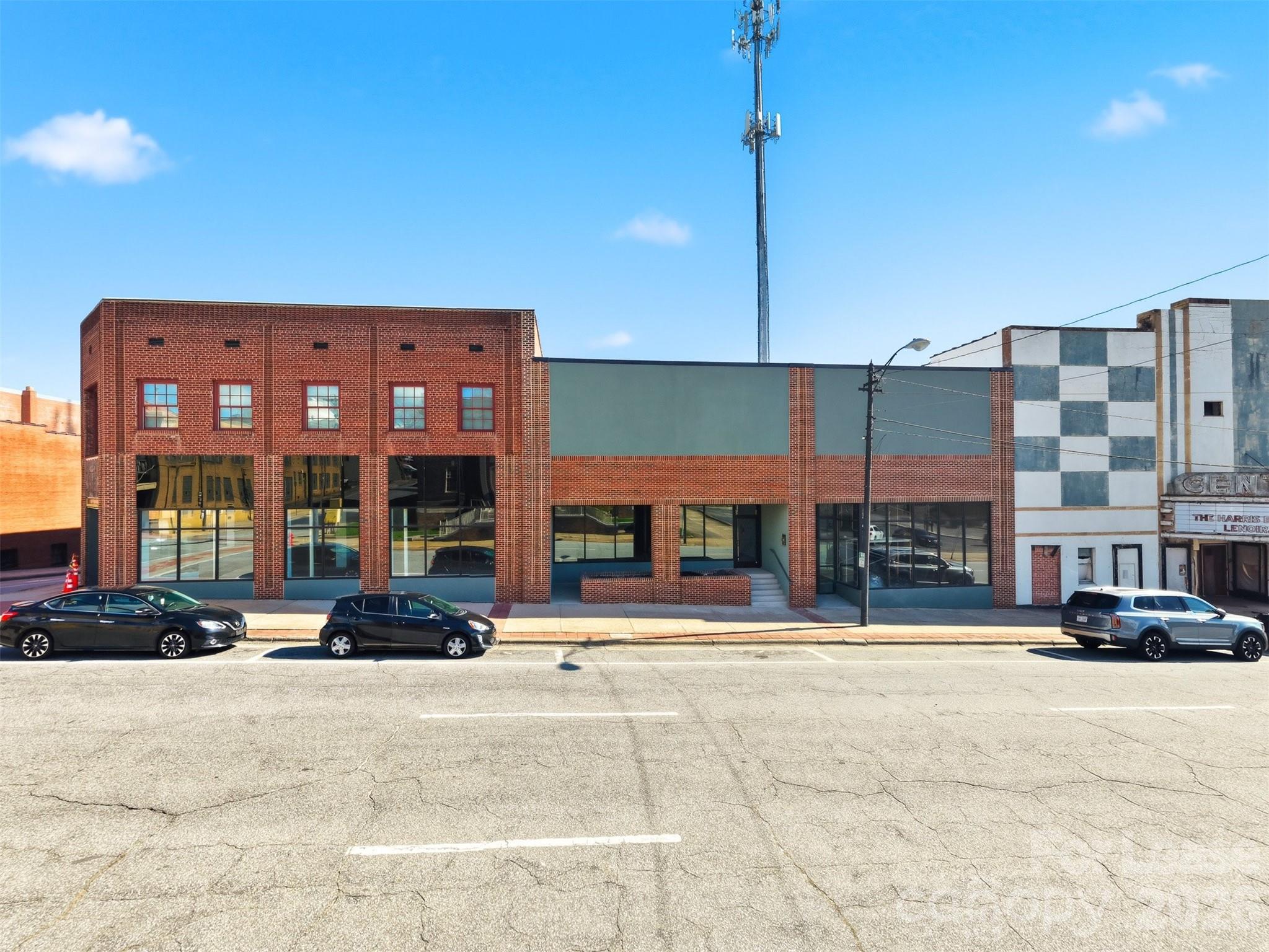 main property photo 2