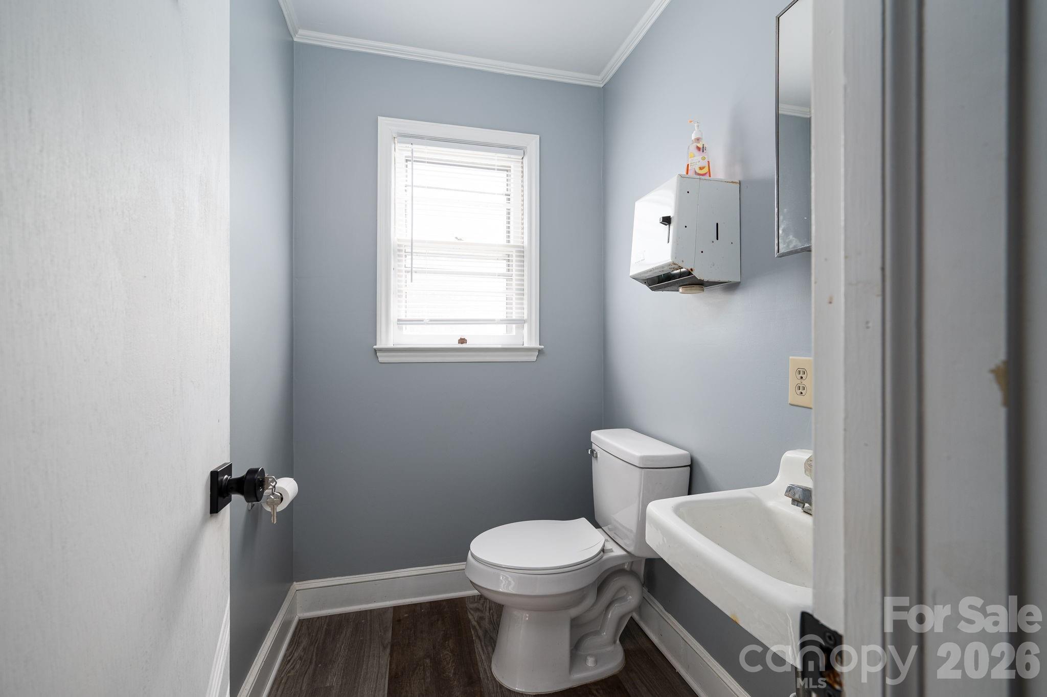 main property photo 18