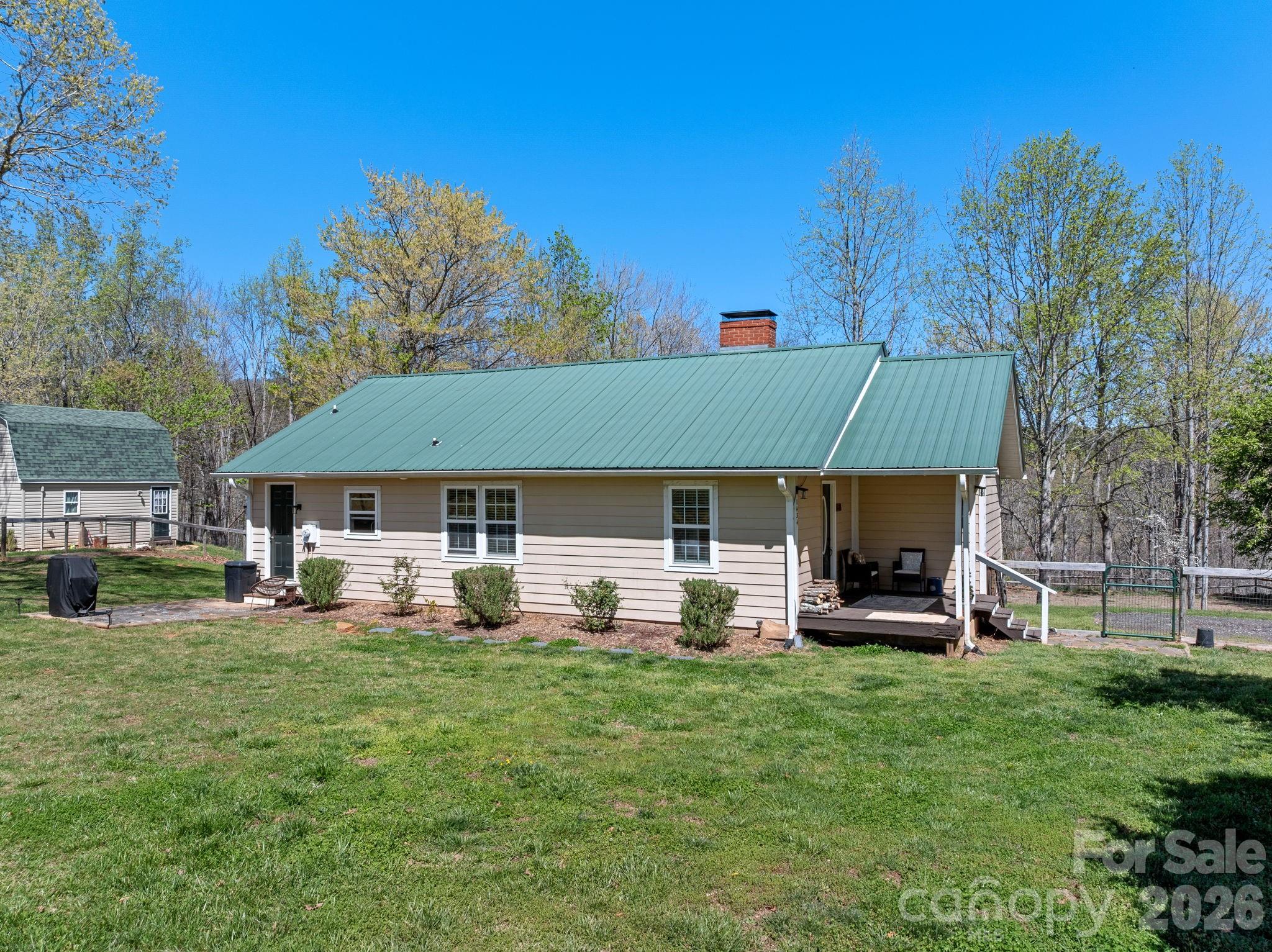main property photo 2