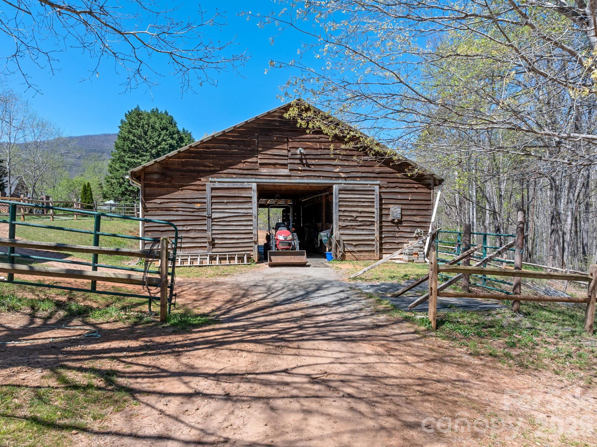 main property photo 32
