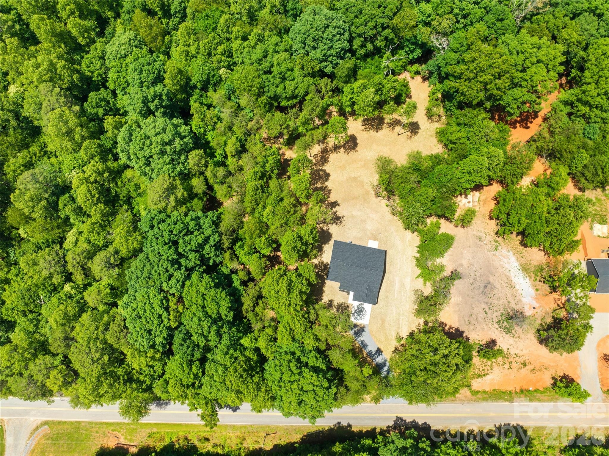 main property photo 35