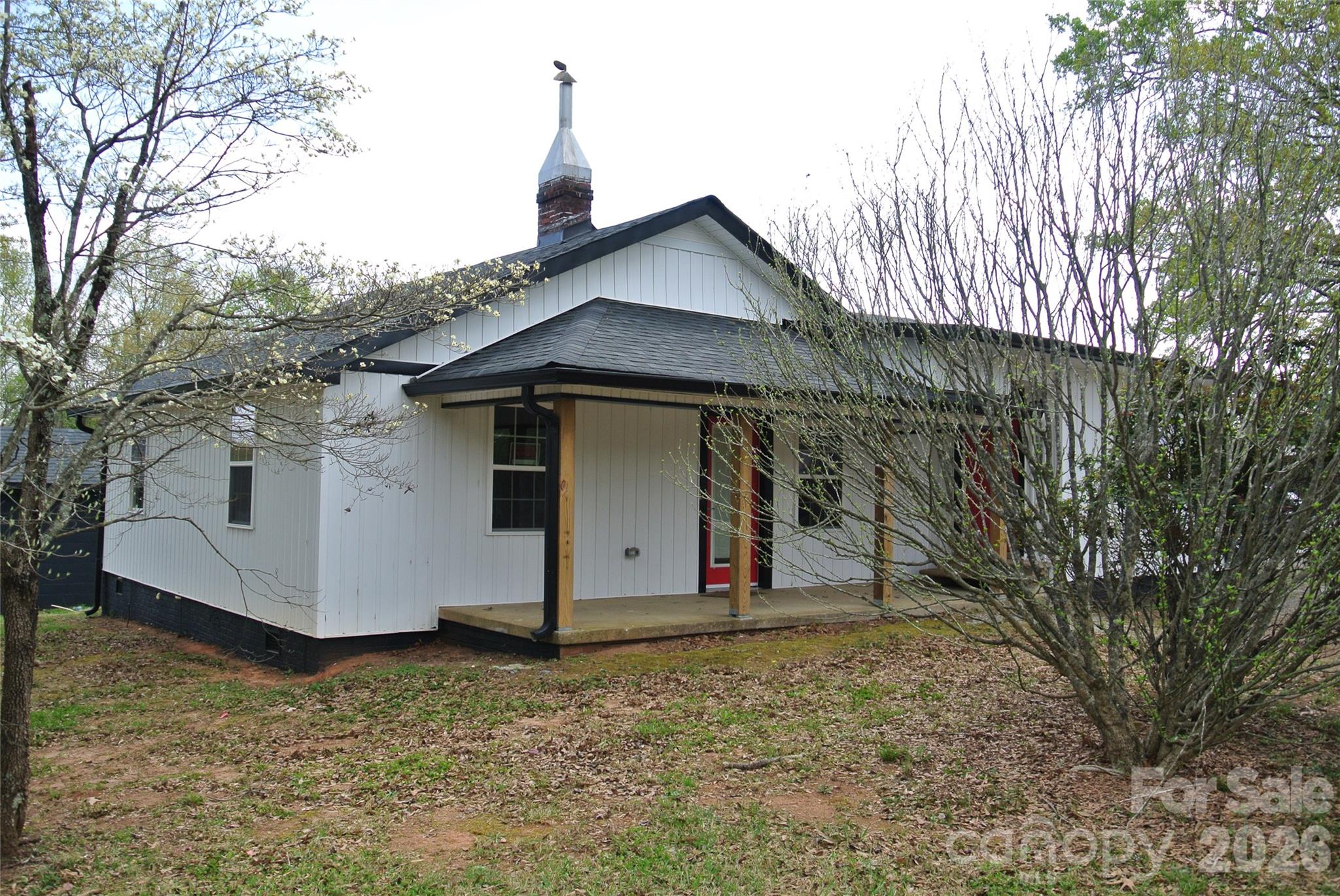 main property photo 5