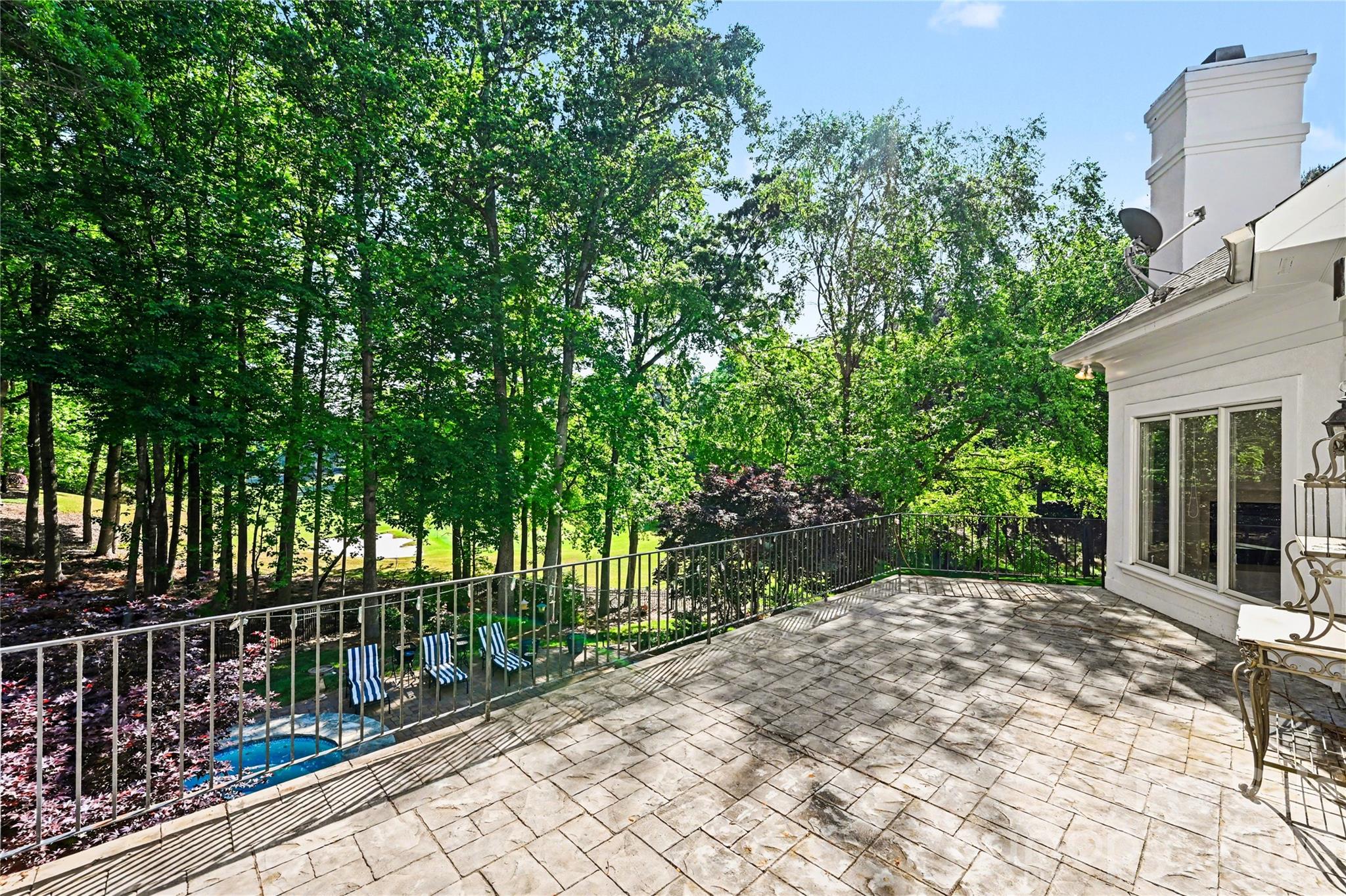 main property photo 38