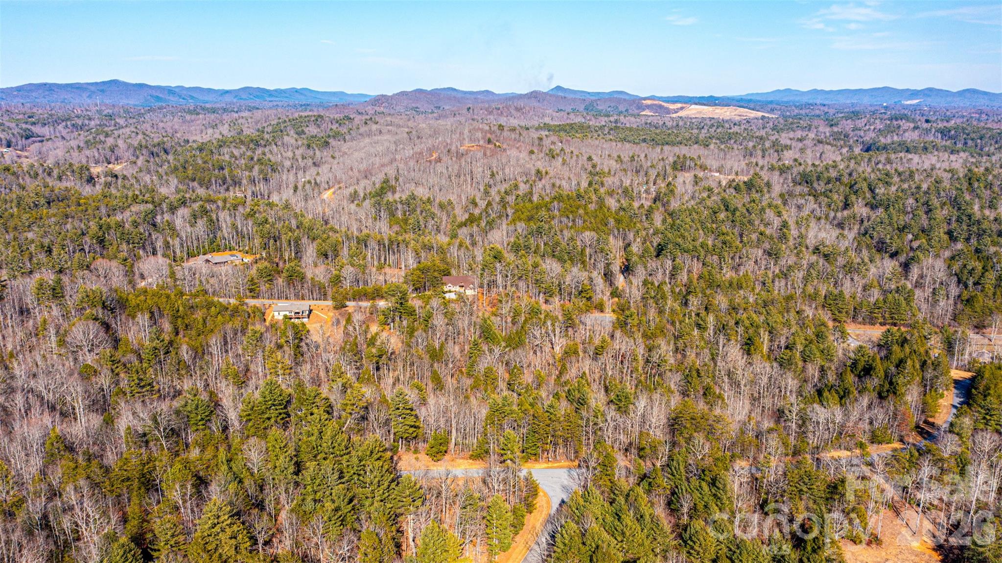 main property photo 12