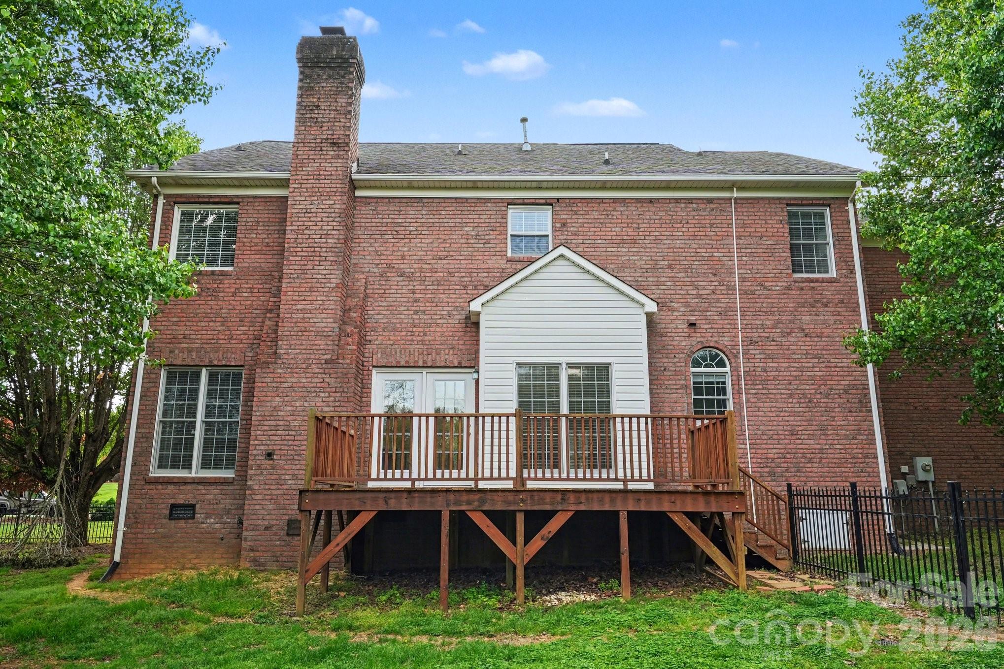 main property photo 33