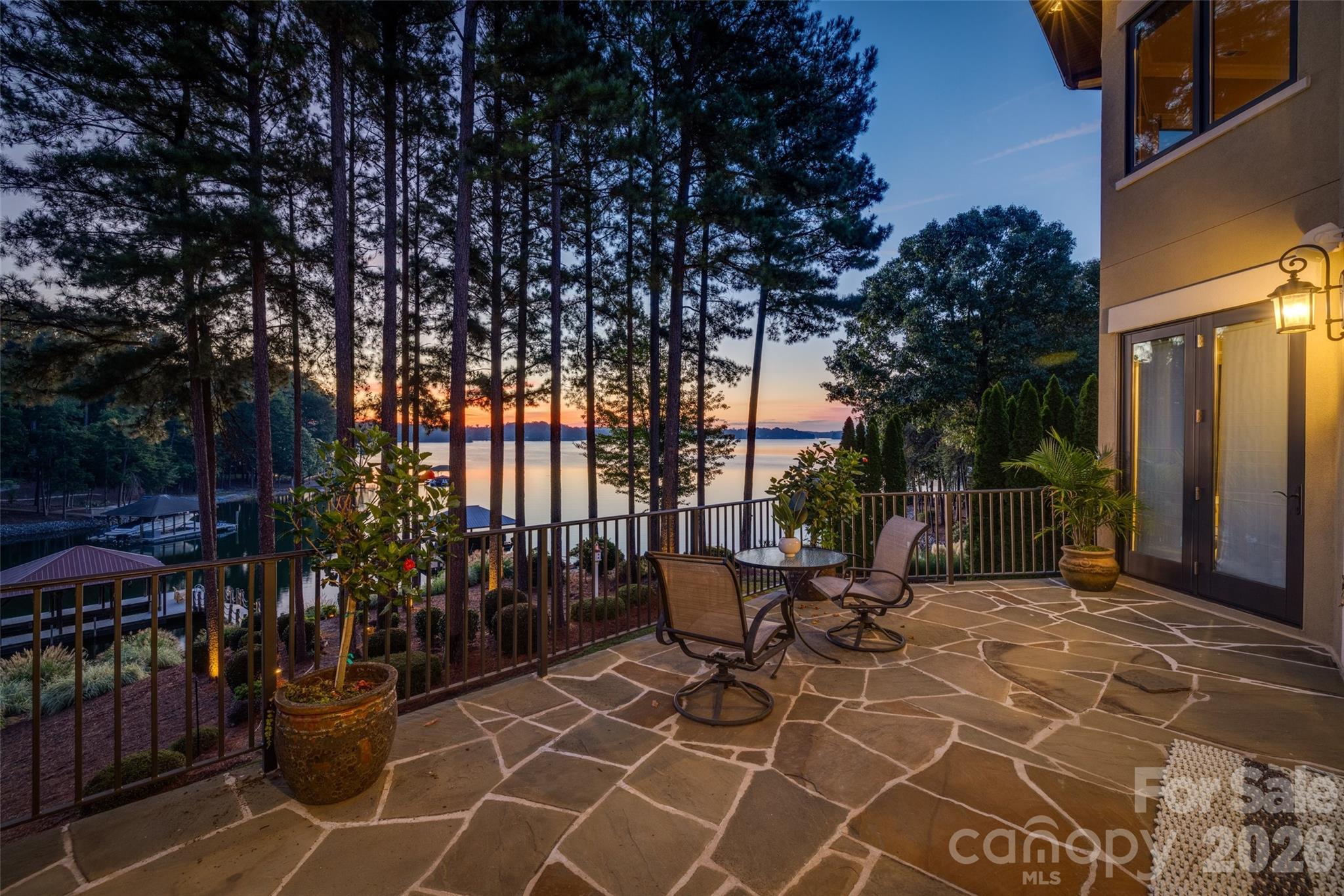 main property photo 40