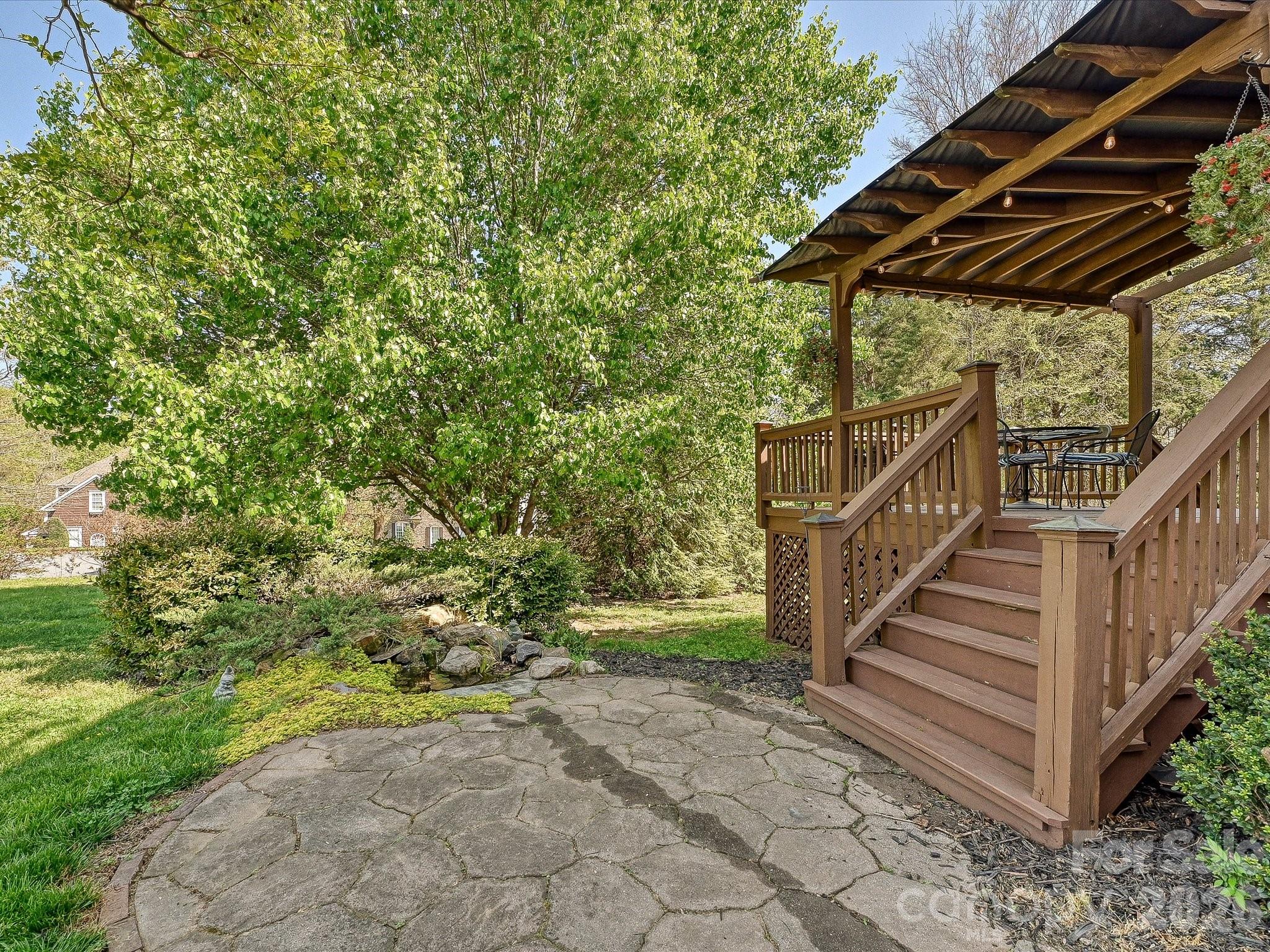 main property photo 41