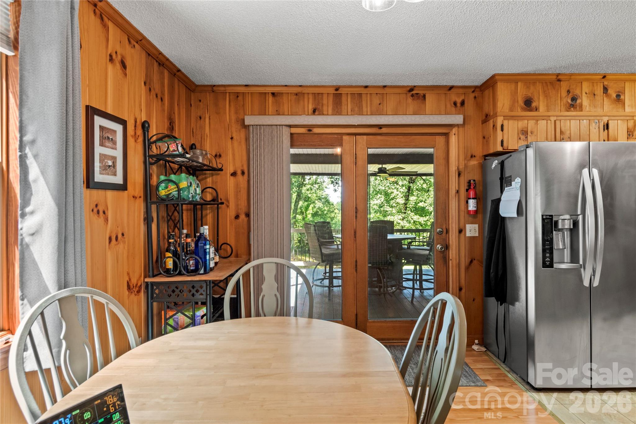 main property photo 29