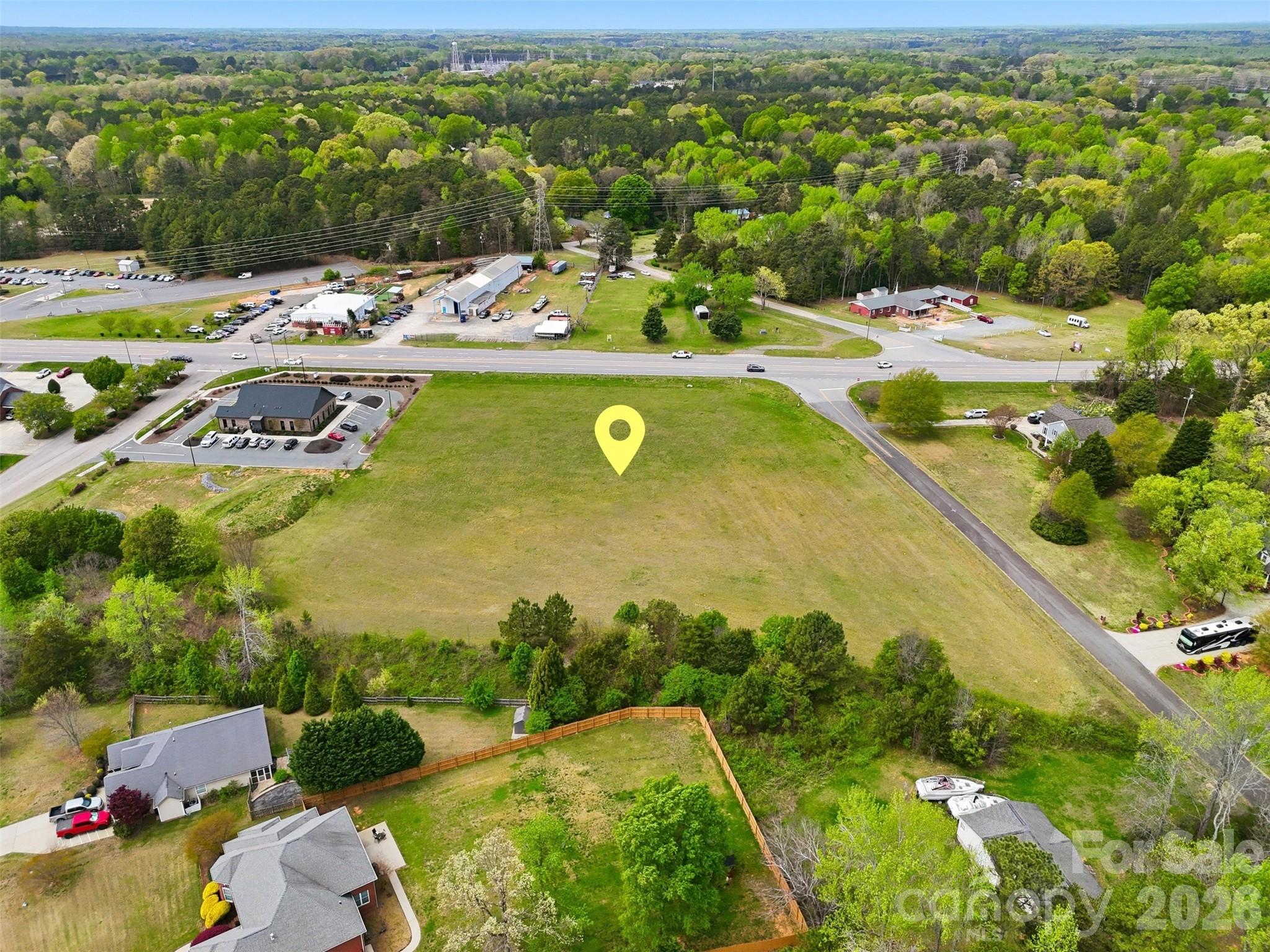 main property photo 3