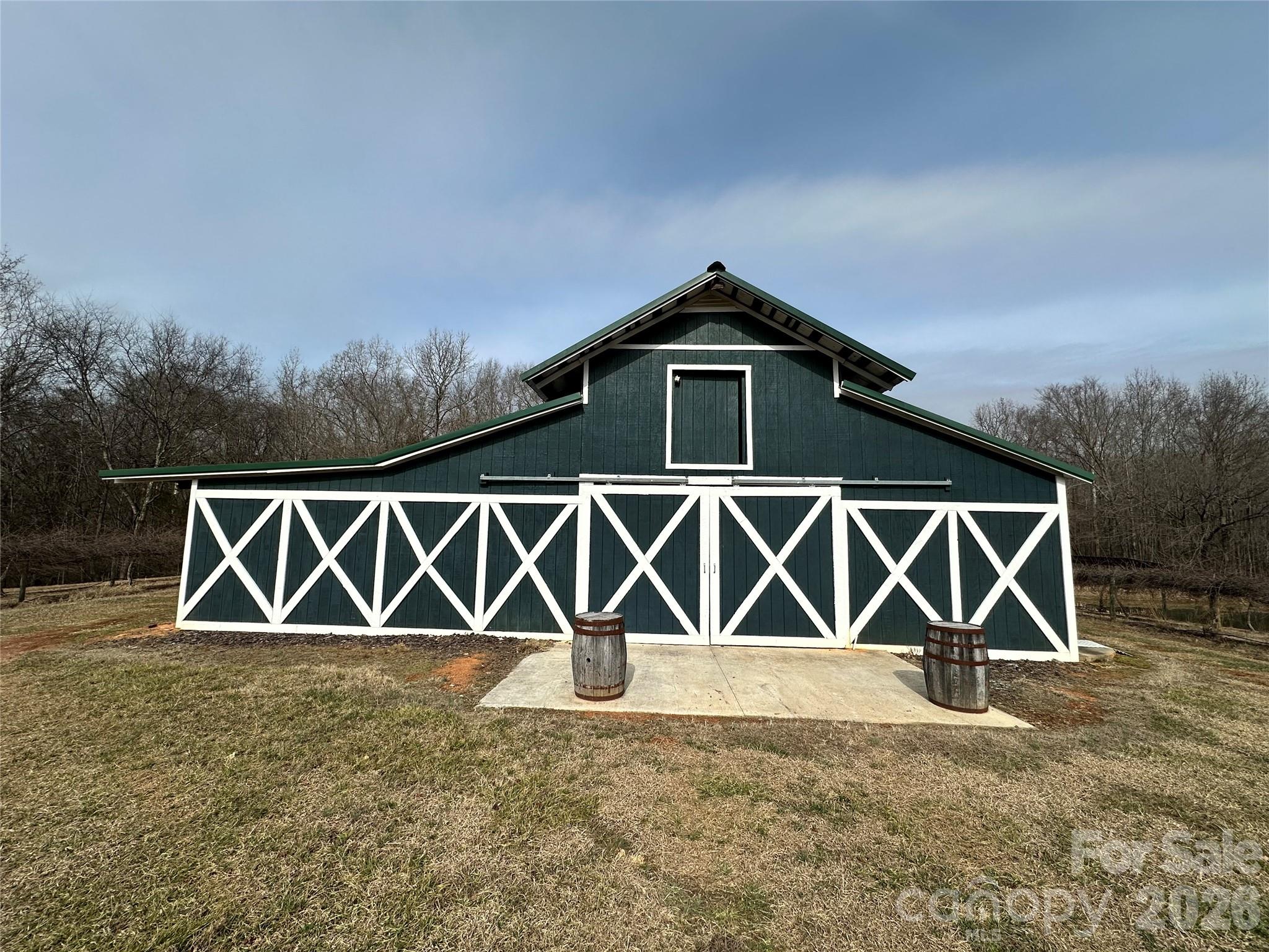 main property photo 6